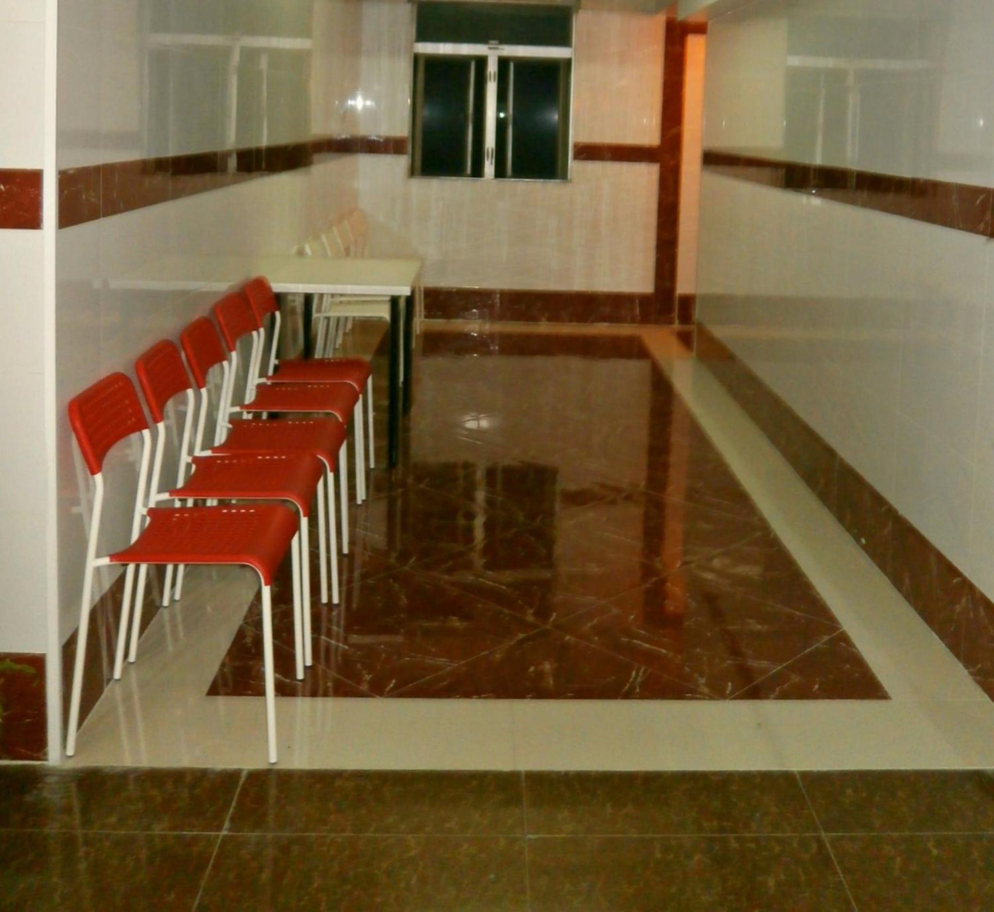 Delta Lounge
