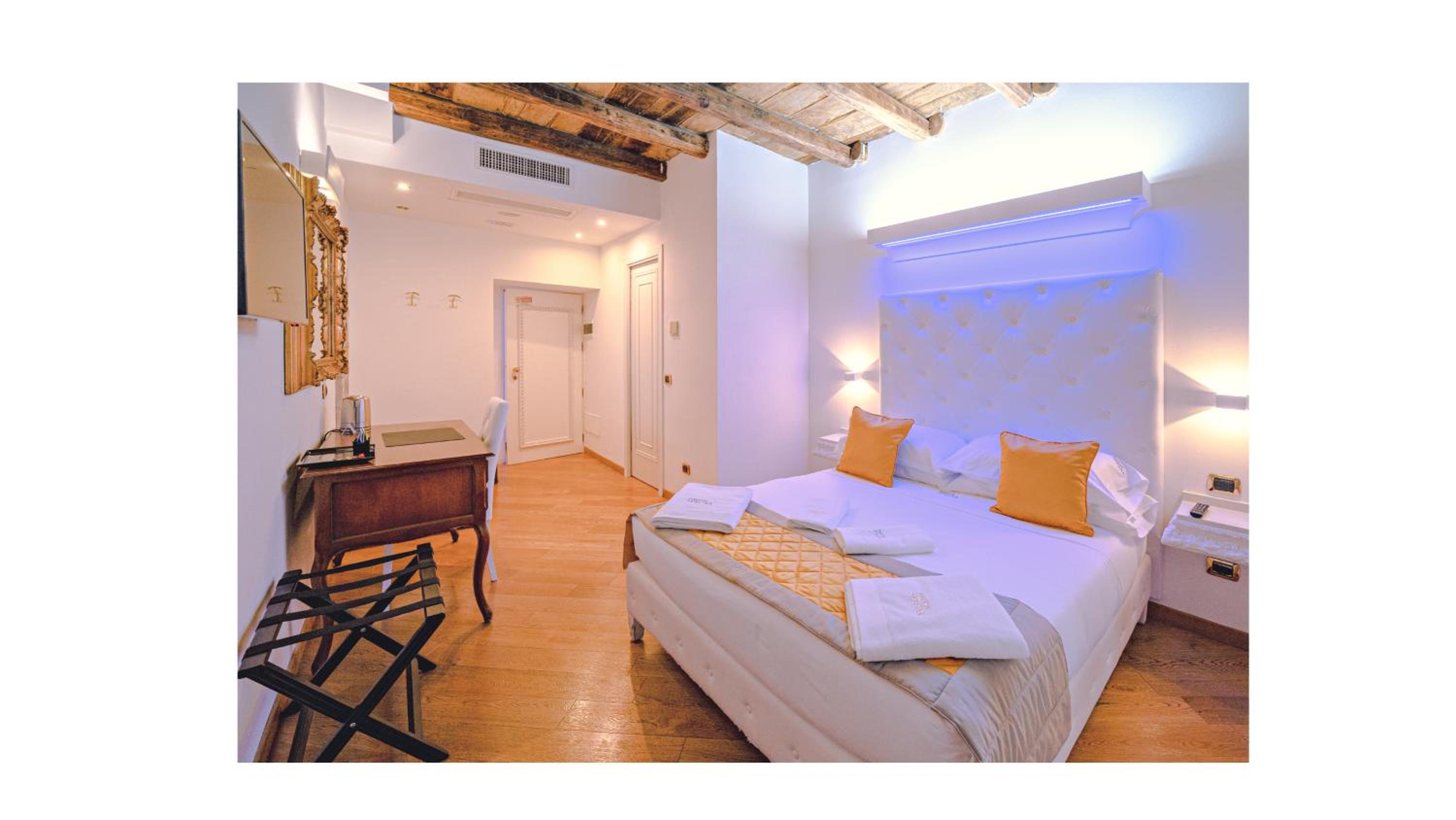 Maison Spagna Suites