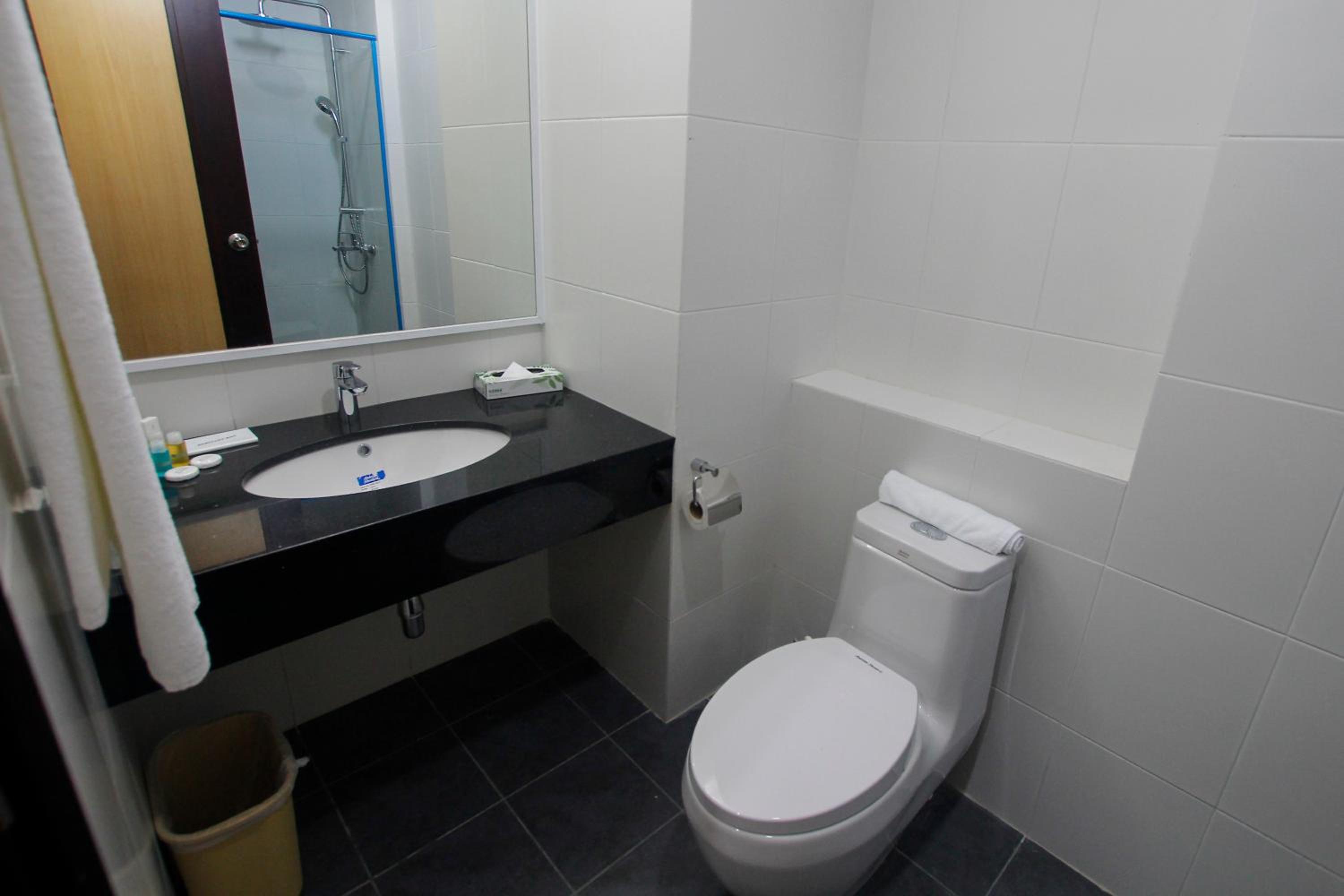 Bay Resort by Imperial Suites Miri , Diamond Tower, Miri - 15