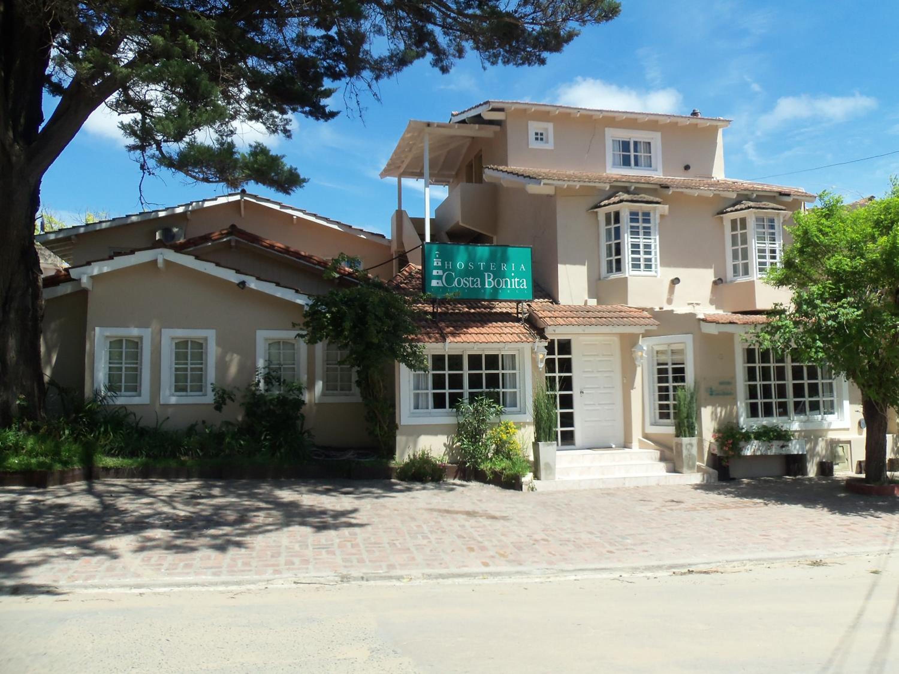 Hostería Costa Bonita