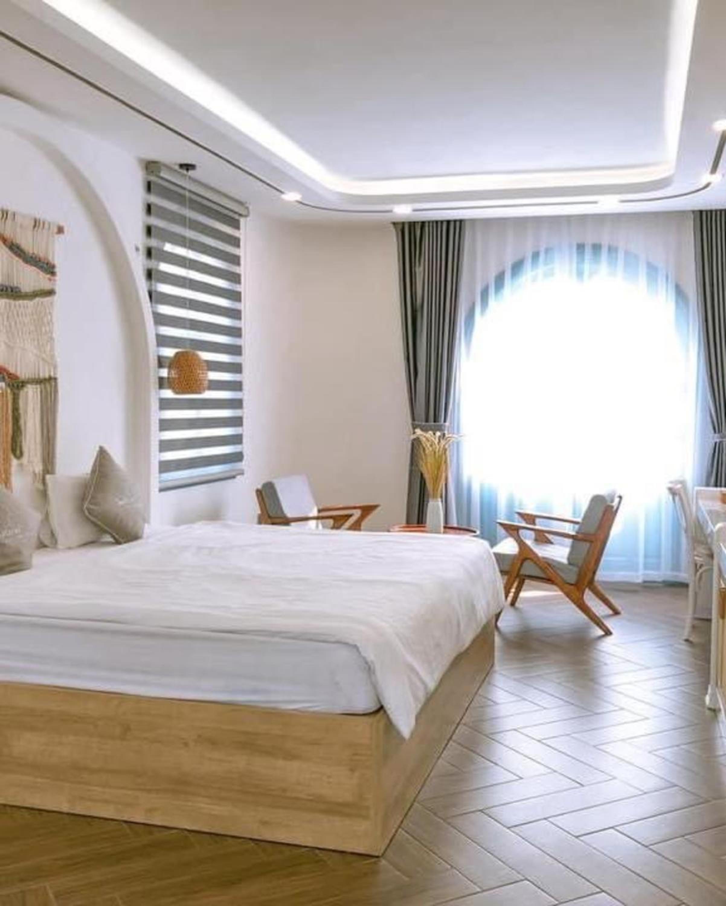 SANTORINI HẠ LONG VILLA - VENUE TRAVEL