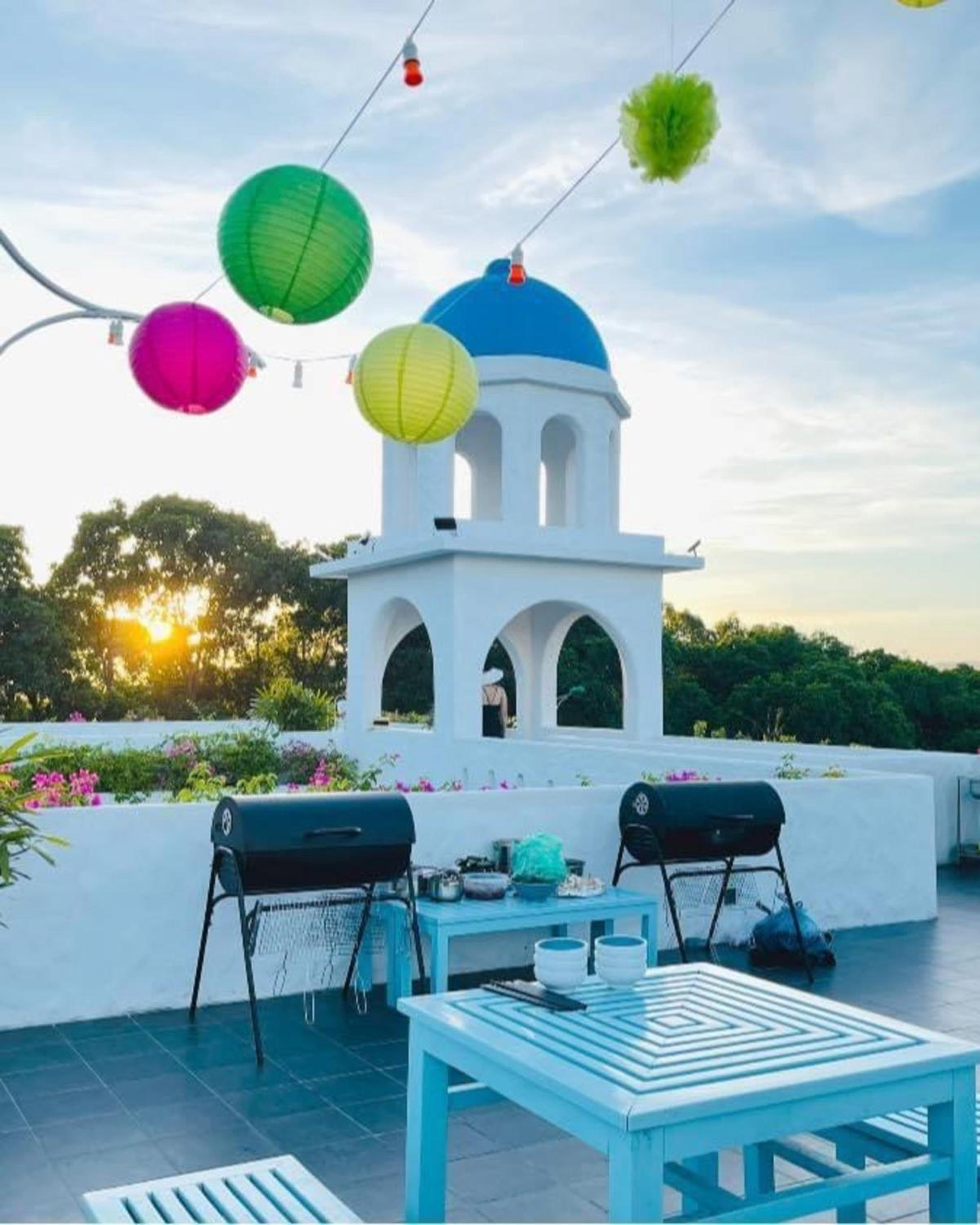 SANTORINI HẠ LONG VILLA - VENUE TRAVEL