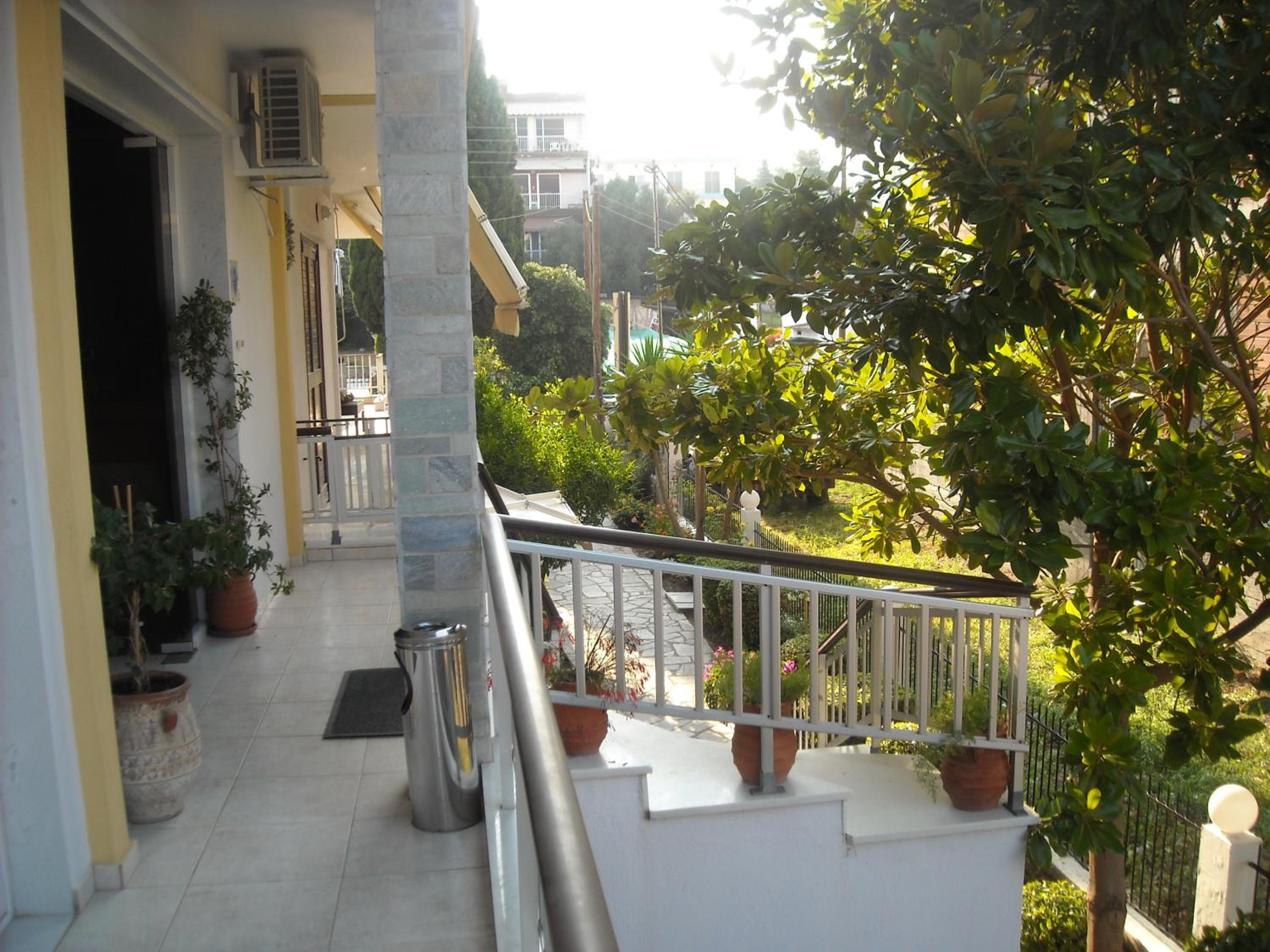 Iris Hotel, photo 15
