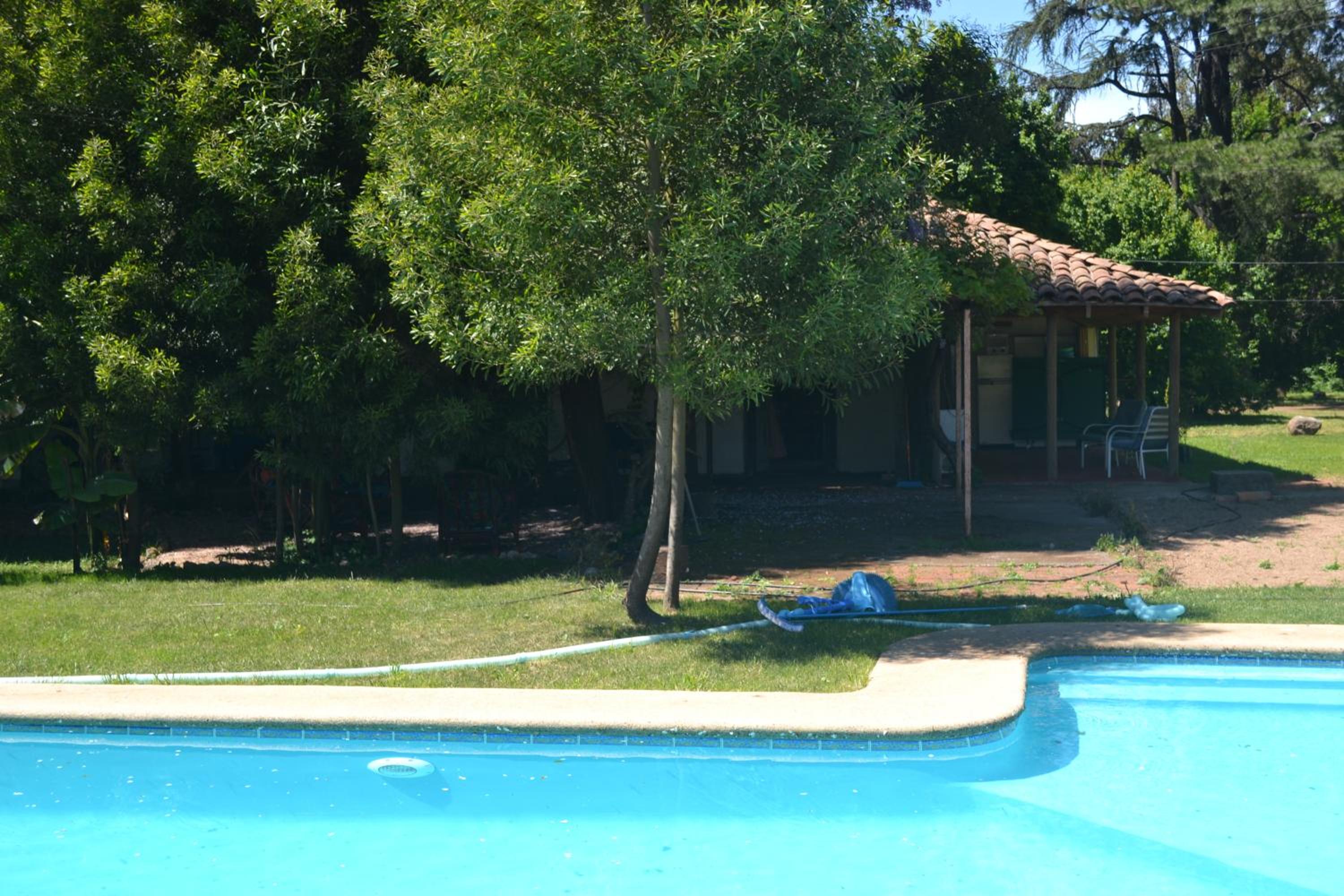 La Casa de Adobe Natural y Más