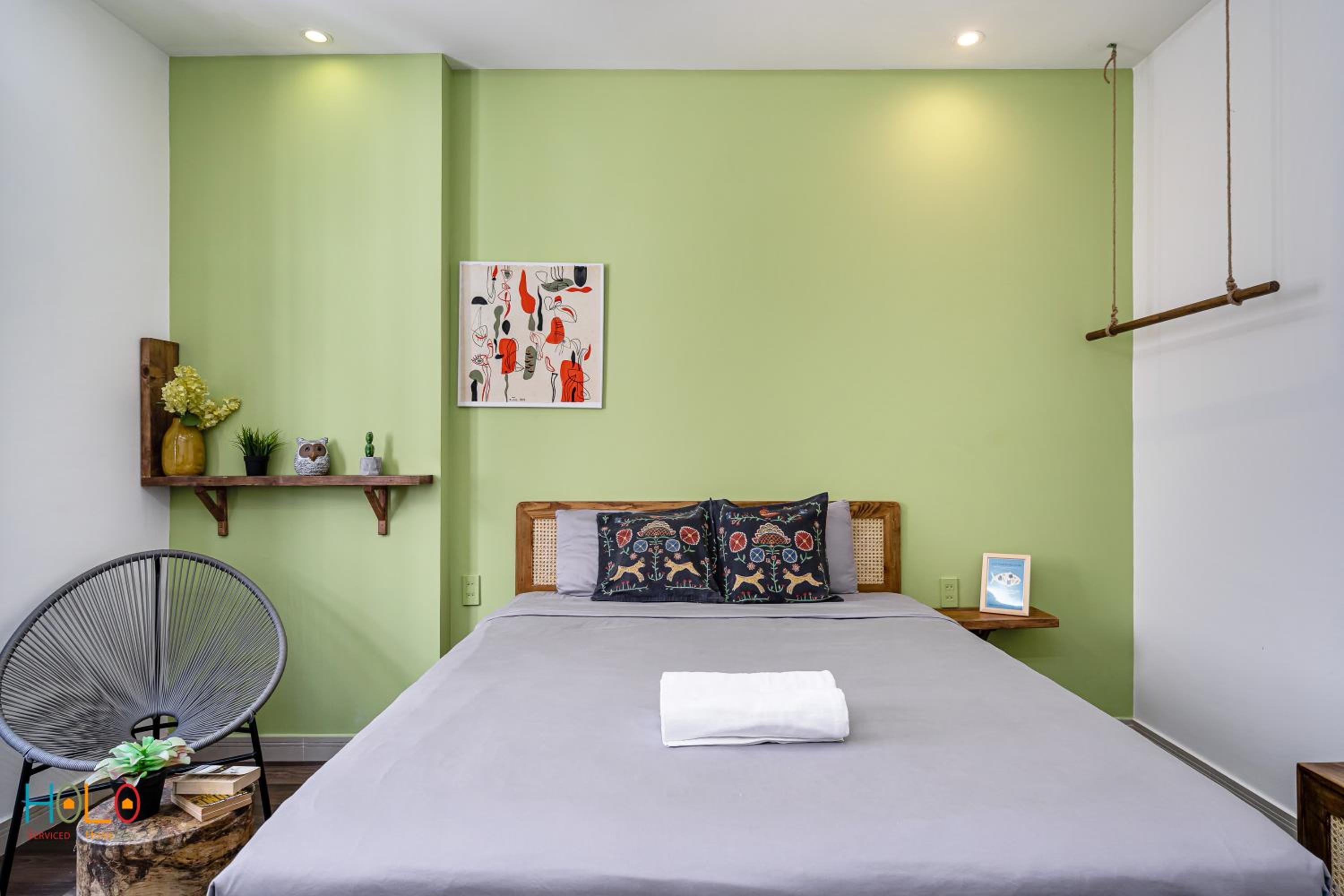 HoLo Central Saigon - Serviced HomeStay
