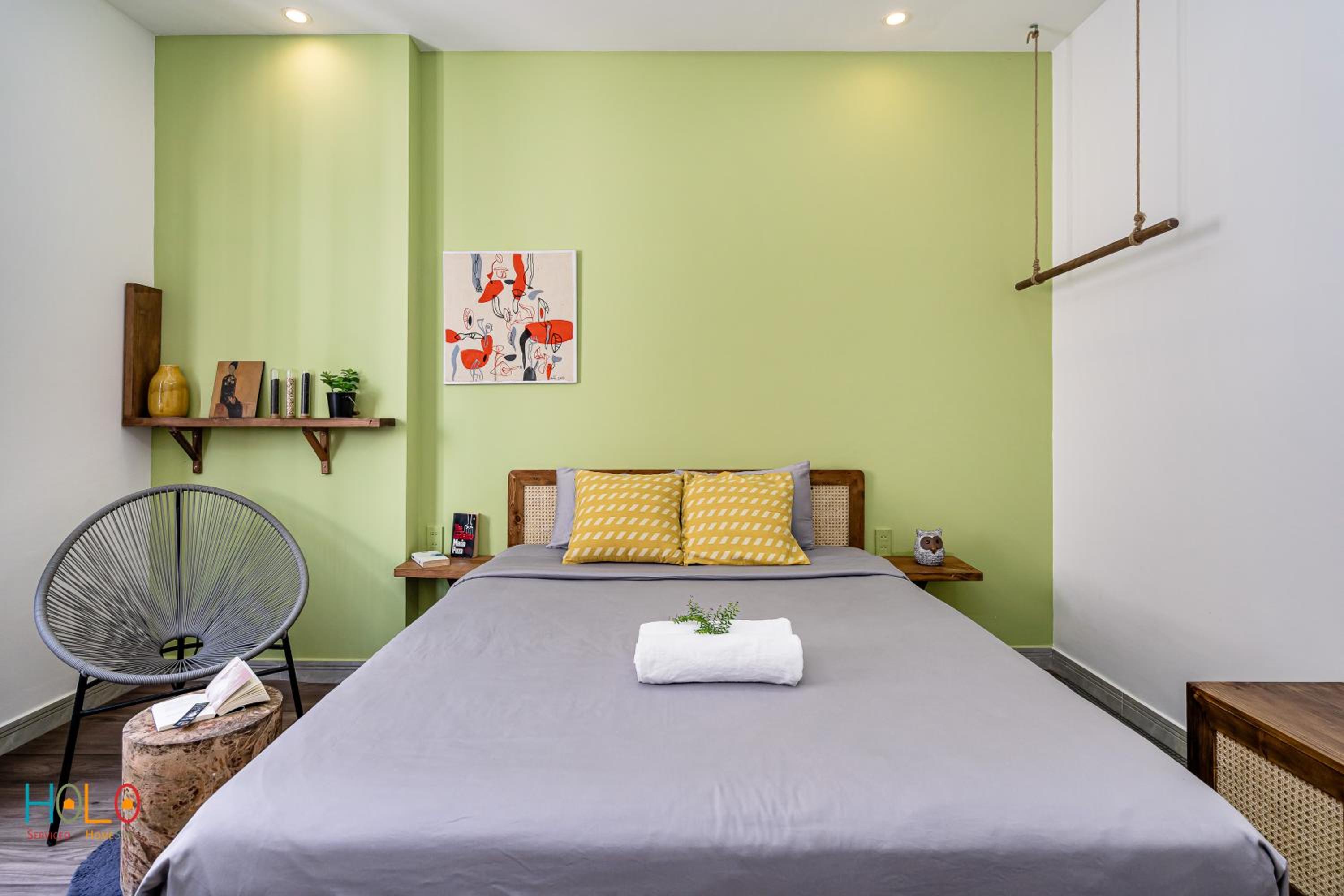 HoLo Central Saigon - Serviced HomeStay