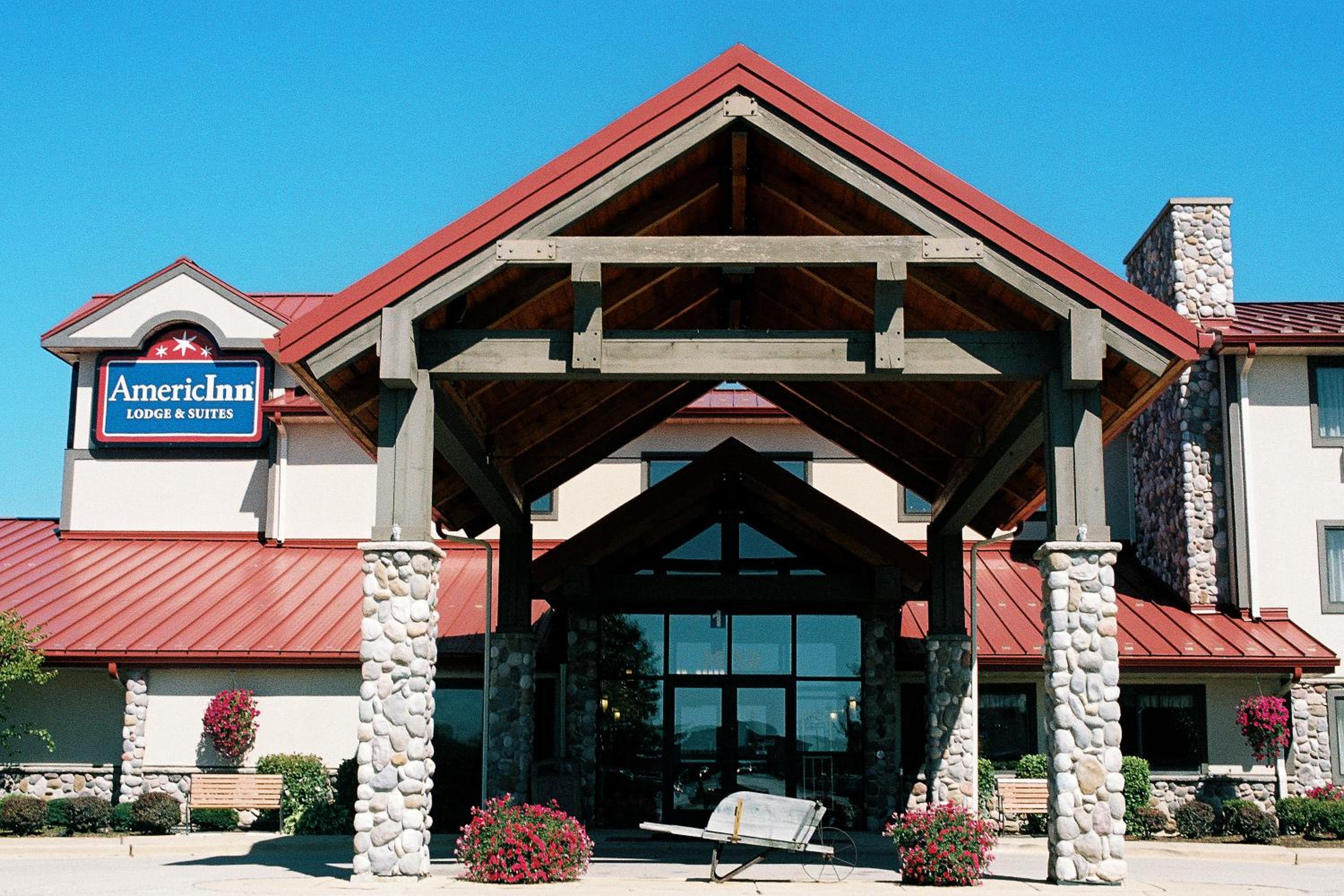 AmericInn by Wyndham Oswego - Property Image 32