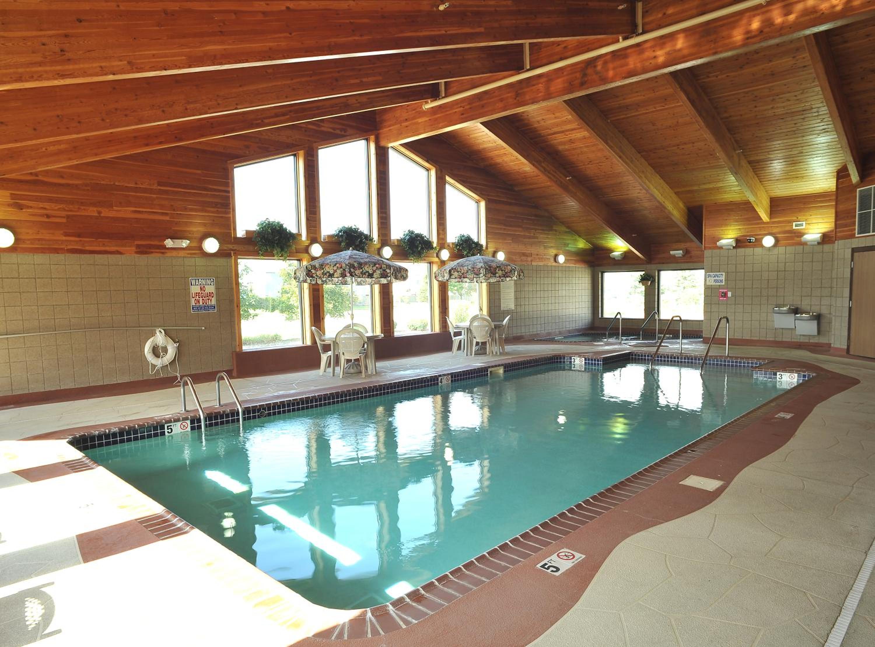 AmericInn by Wyndham Oswego - Property Image 43