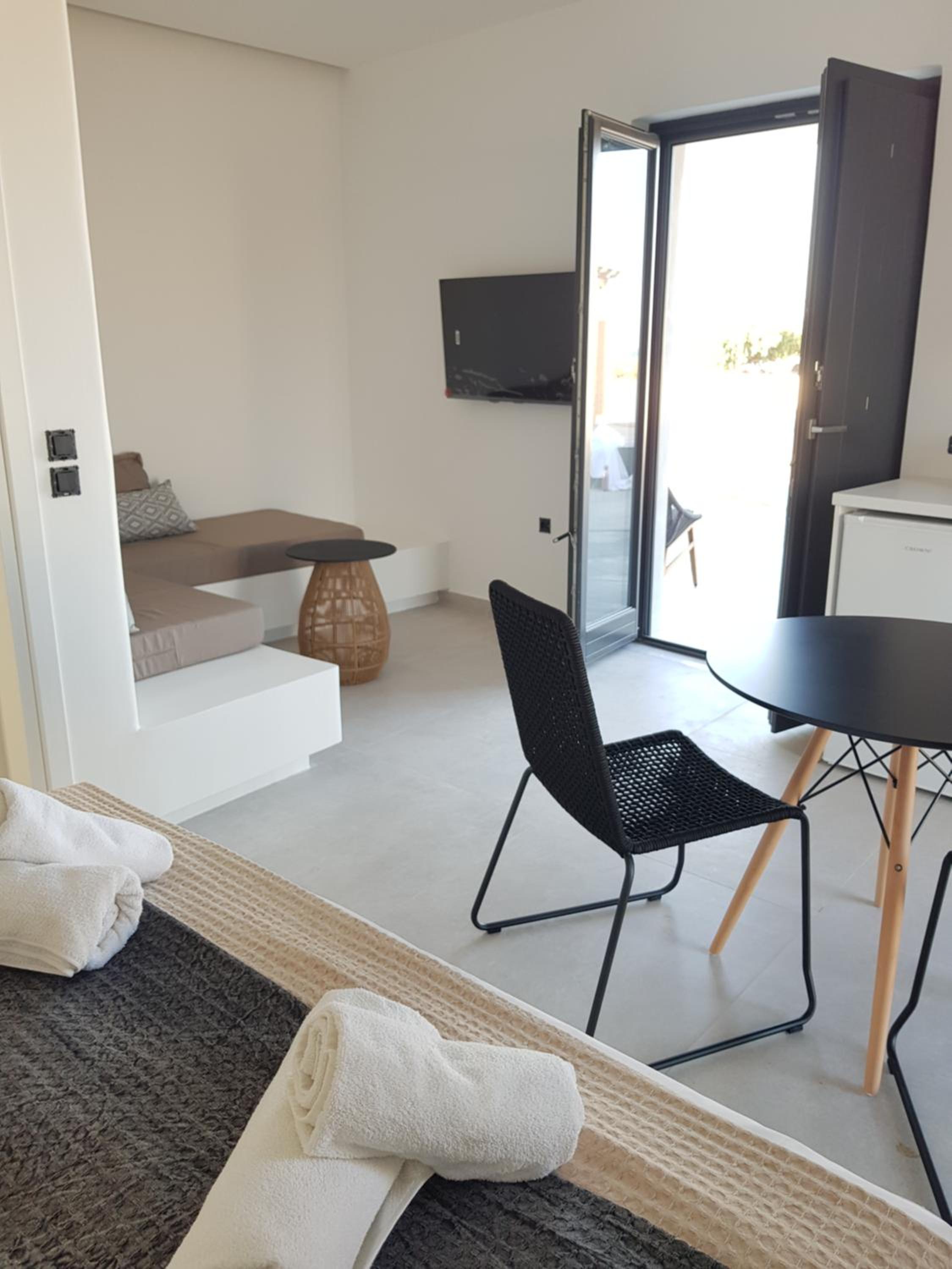 myLithos Suites