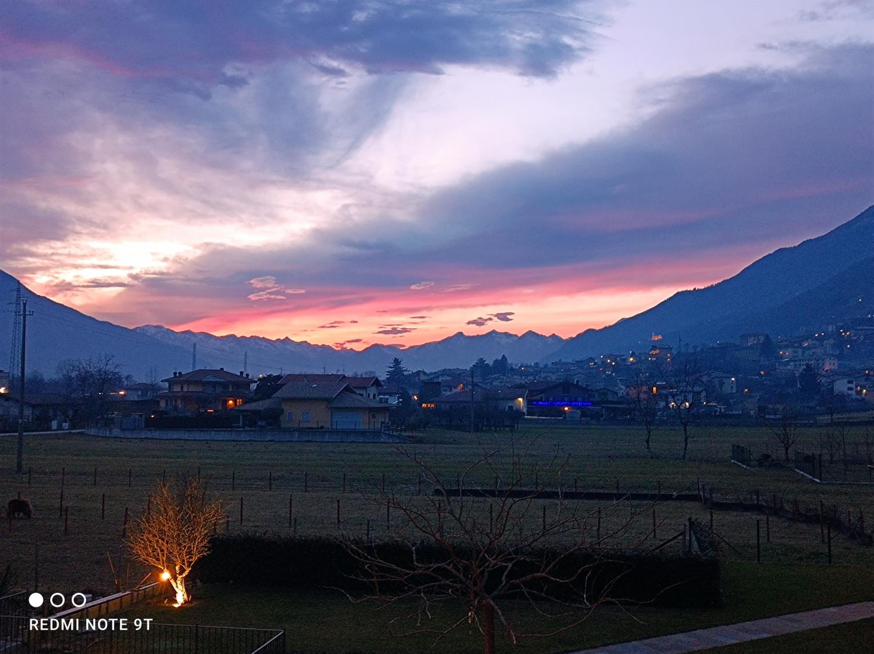LUXURY VILLA SLEEP 6 CLOSE TO LAKE OF COMO view 4