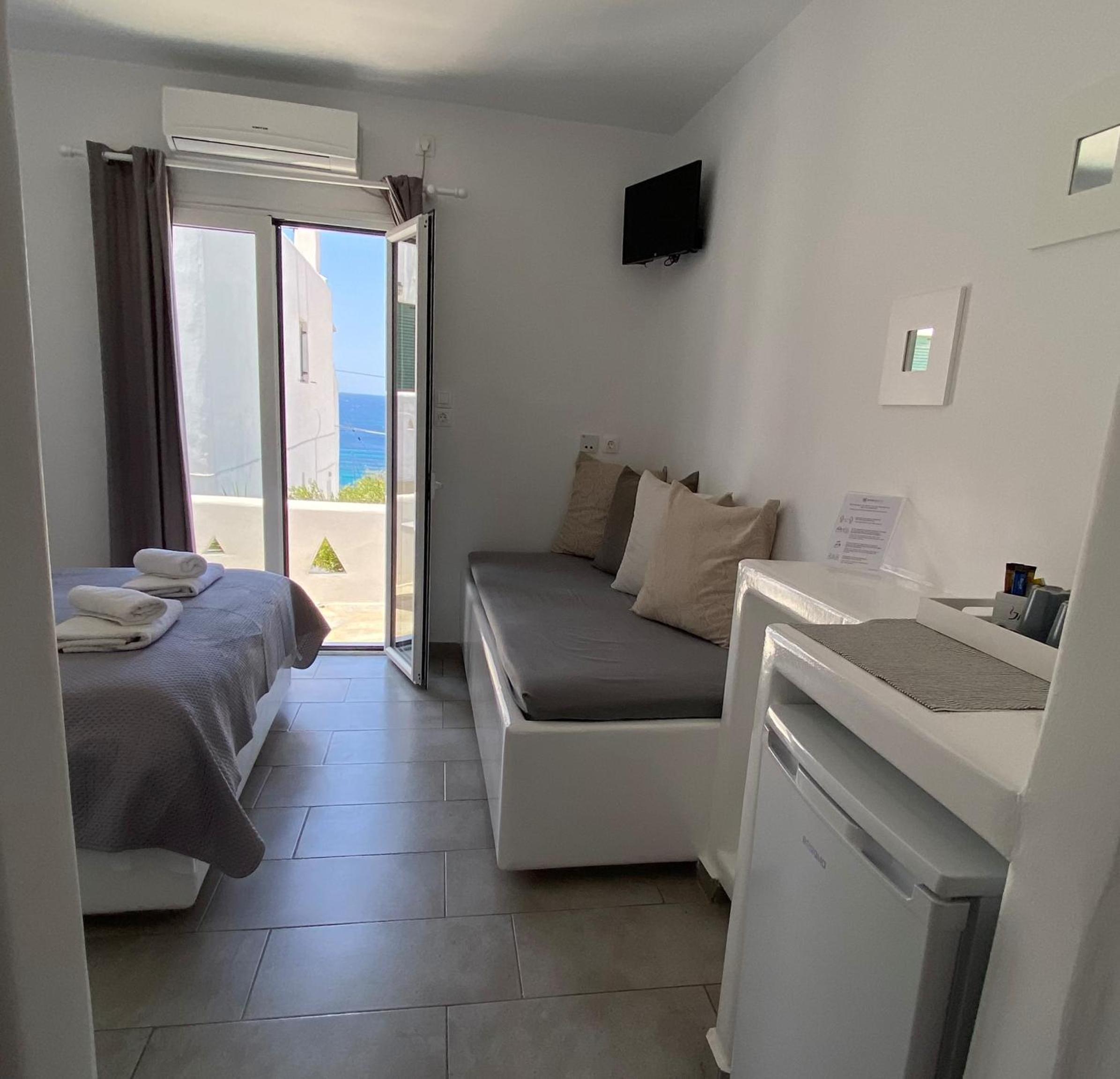 Zisis Pension