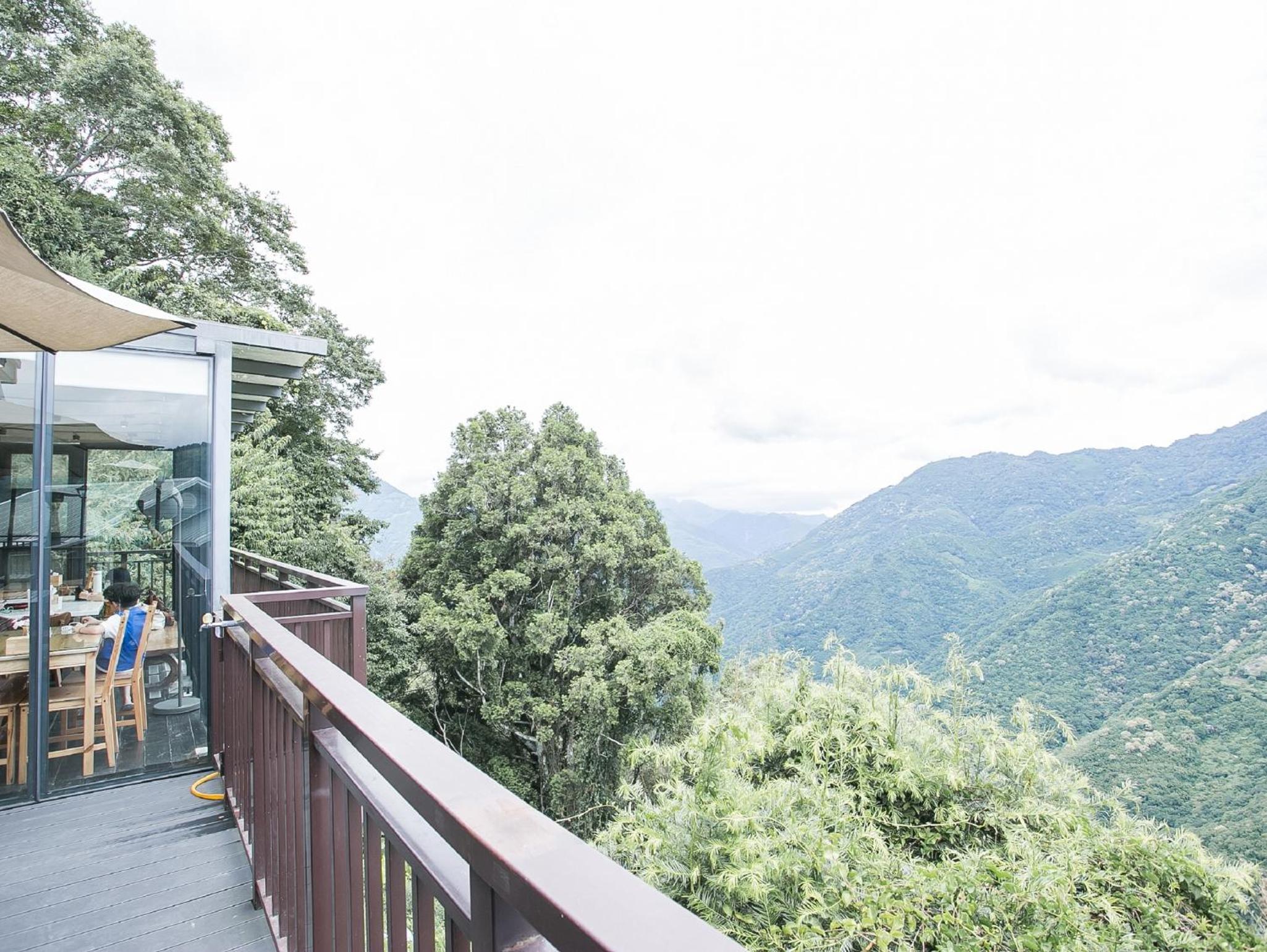 Cloud Villa