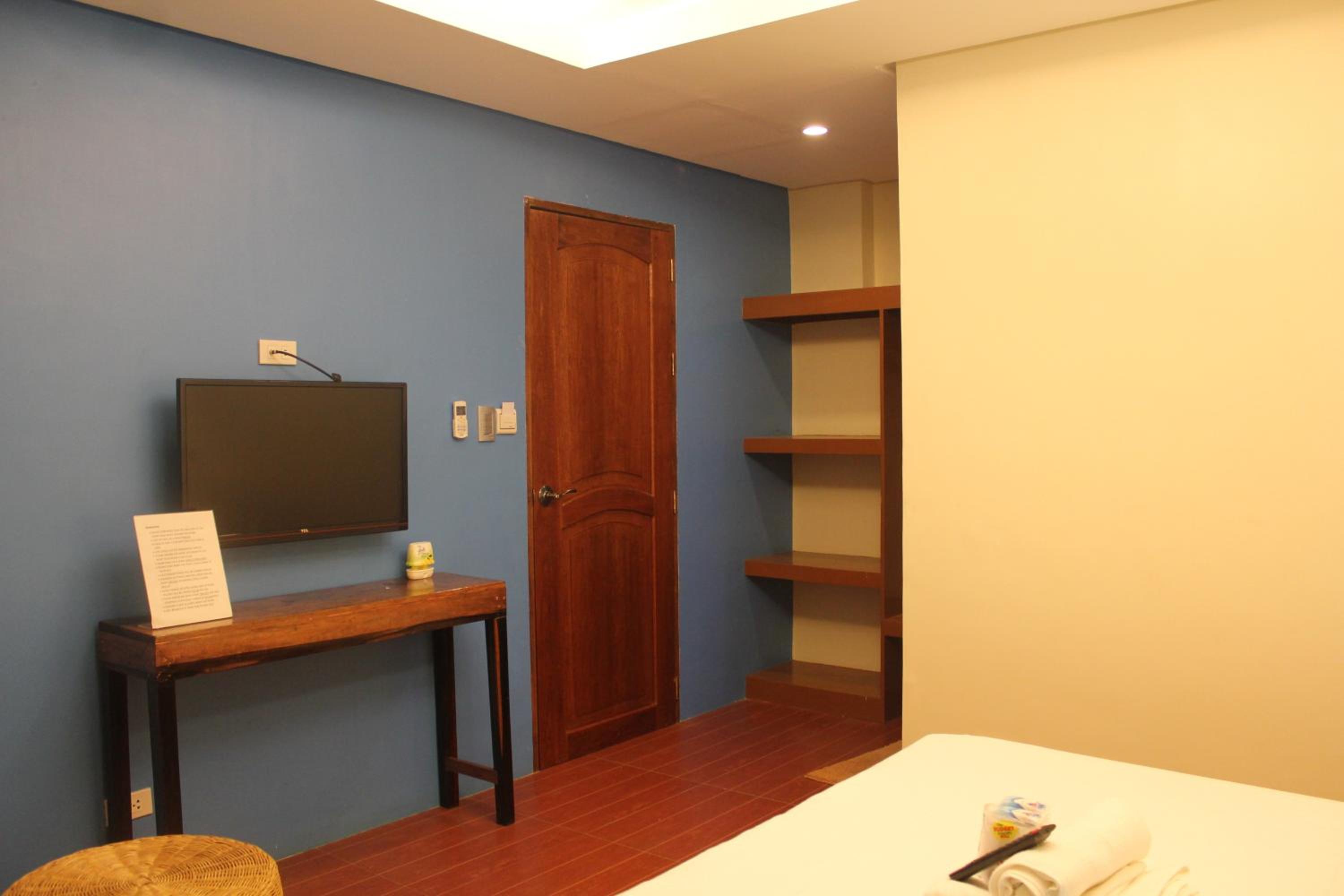 Aqua Travel Lodge