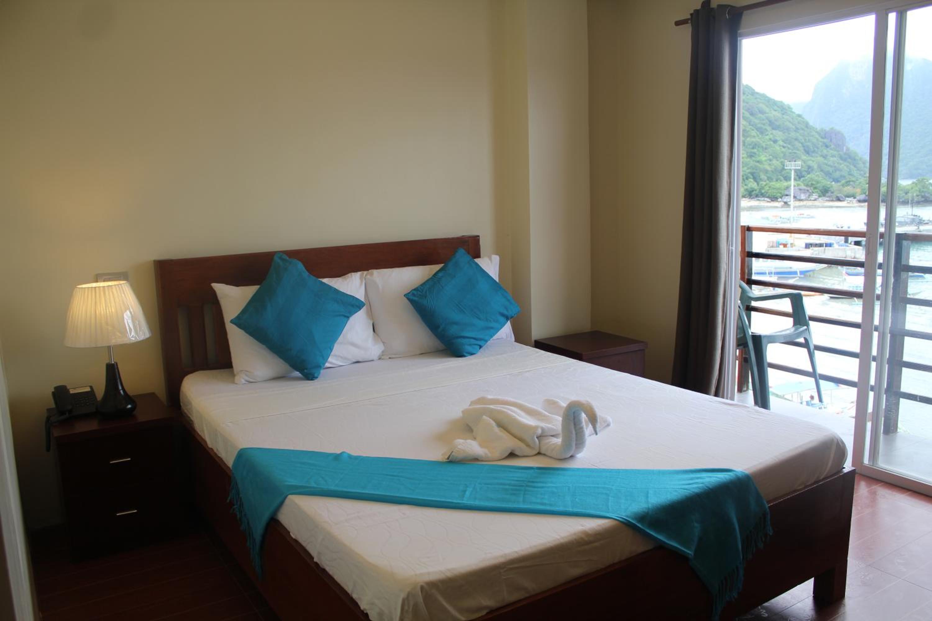 Aqua Travel Lodge