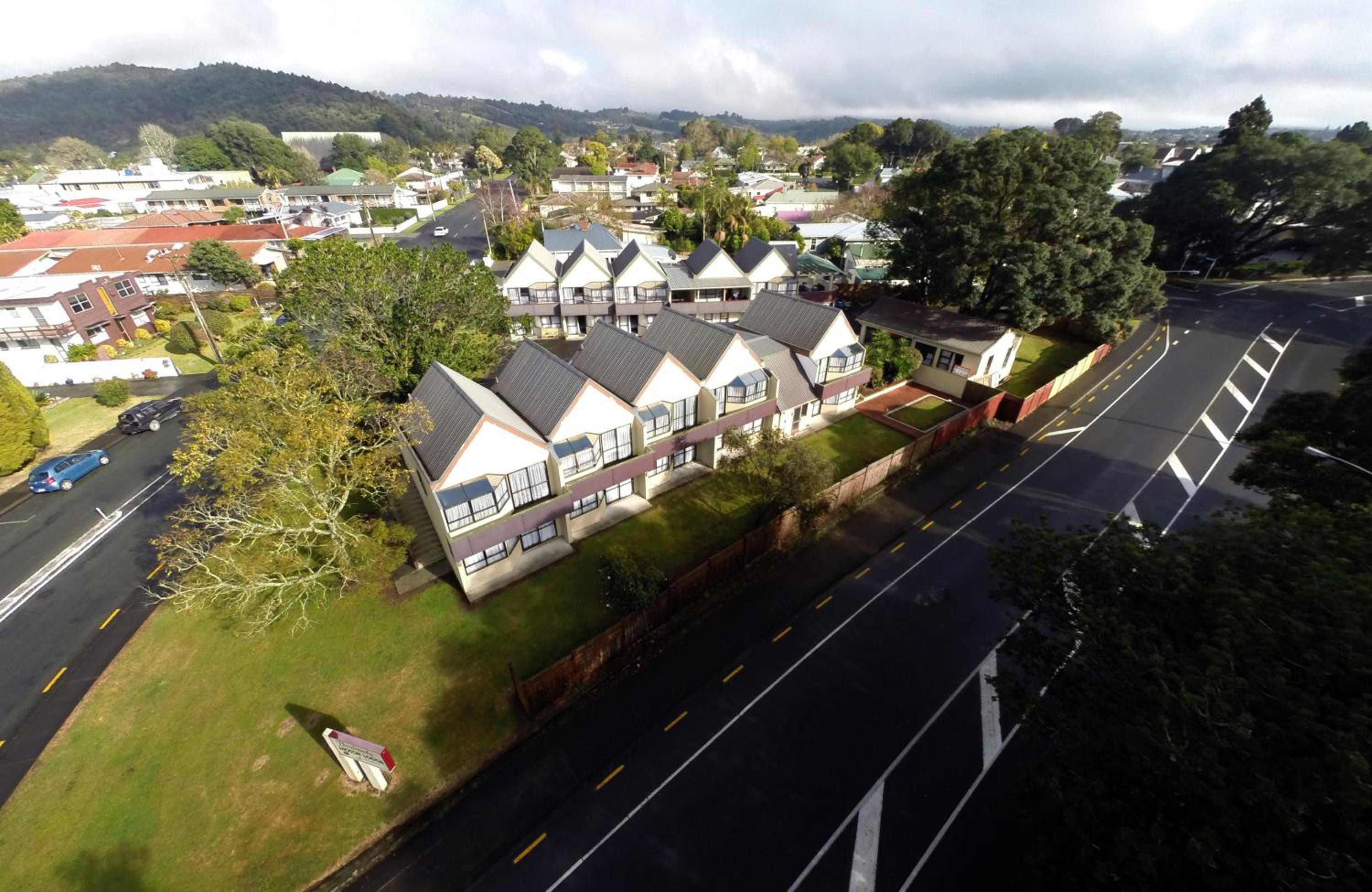 Pembrooke Motor Lodge view 3