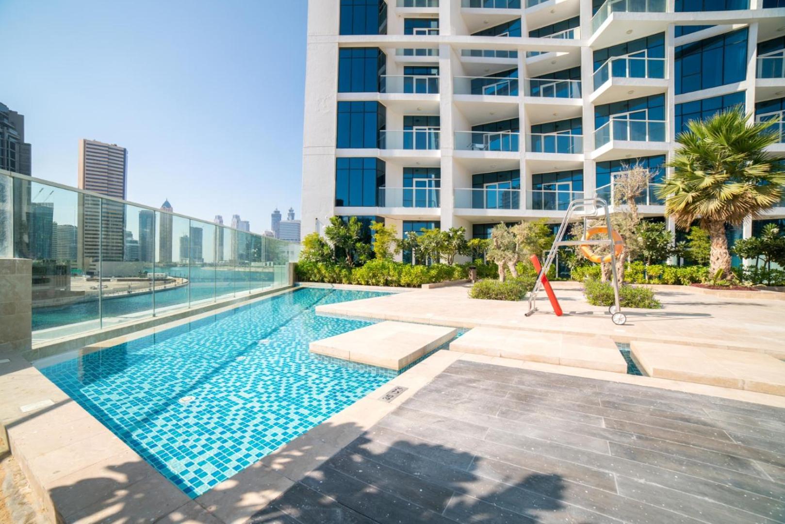 Vacay Lettings - Luxury studio in Business bay