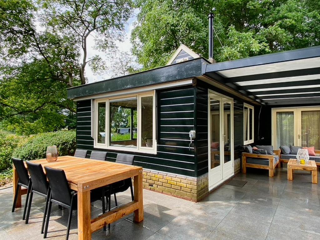 Idyllic house with 360 view of nature and hottub view 2