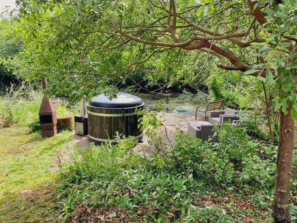 Idyllic house with 360 view of nature and hottub view 3