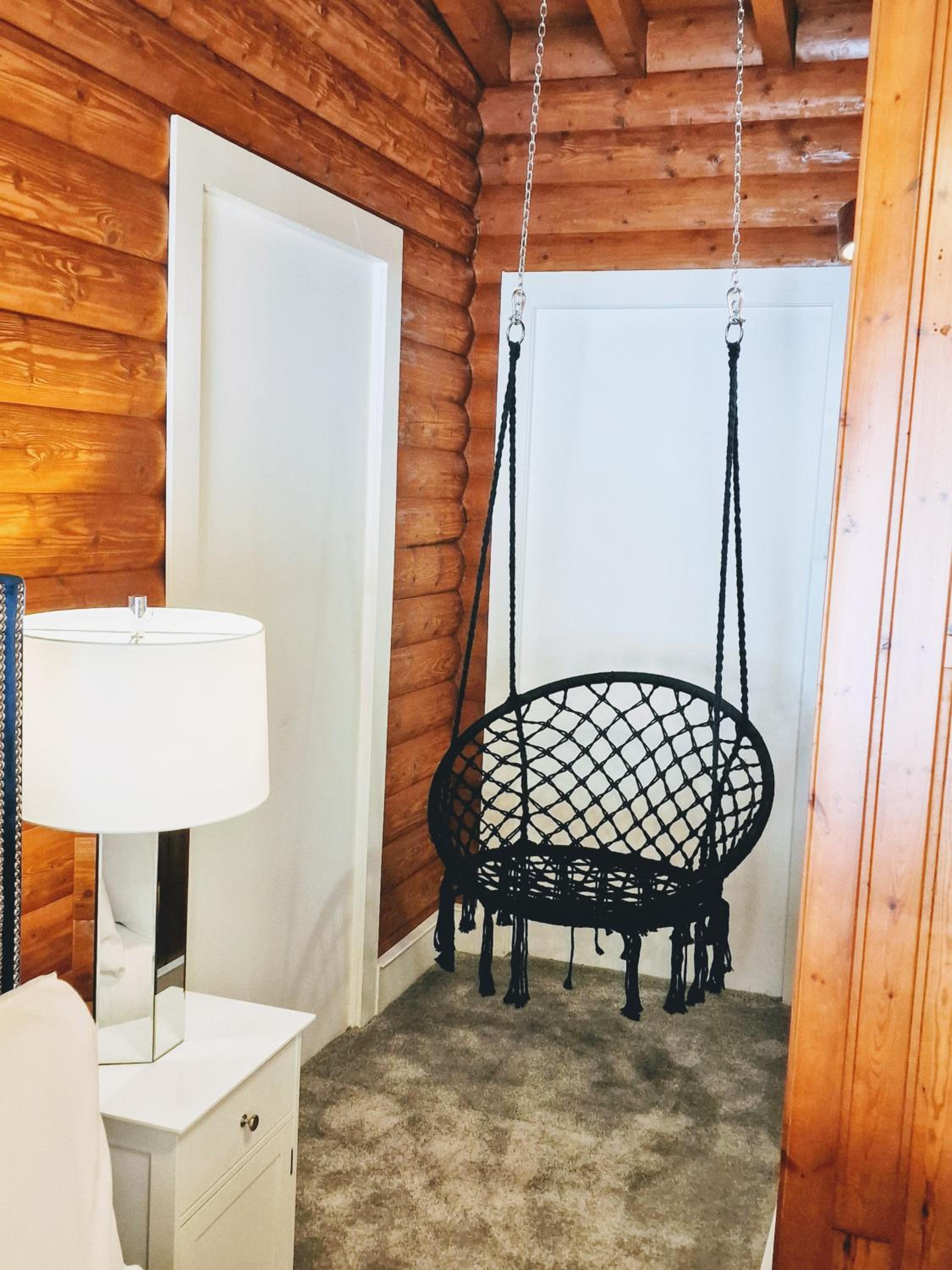 Kaoglen Apollo-Hot tub-Cairngorms-Pet friendly view 5