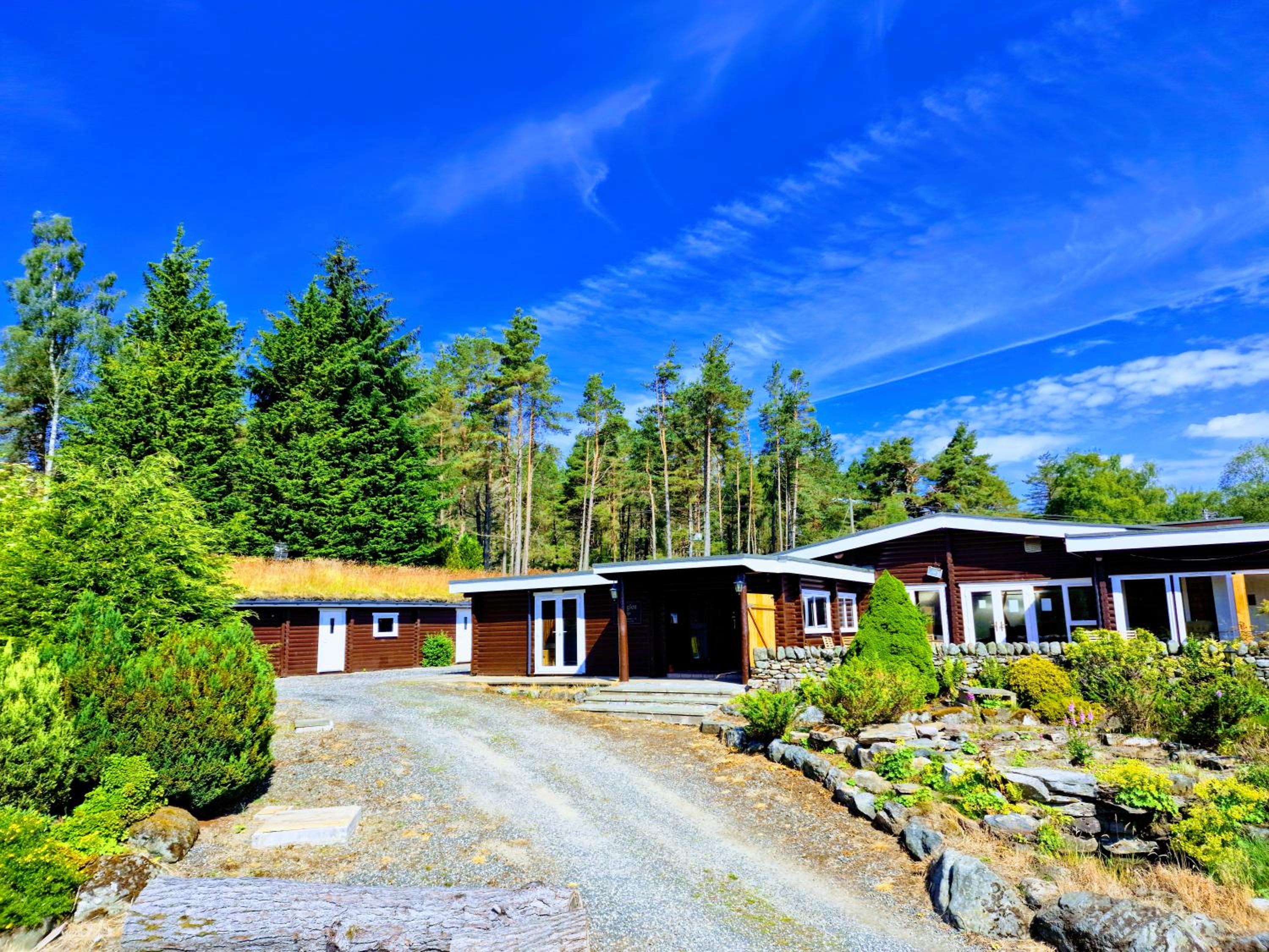 Hotel Kaoglen Apollo-hot Tub-cairngorms-pet Friendly