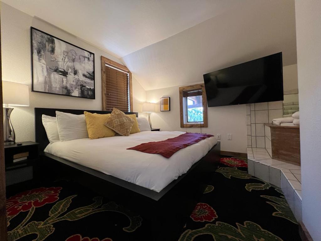 Green Mountain Falls Lodge