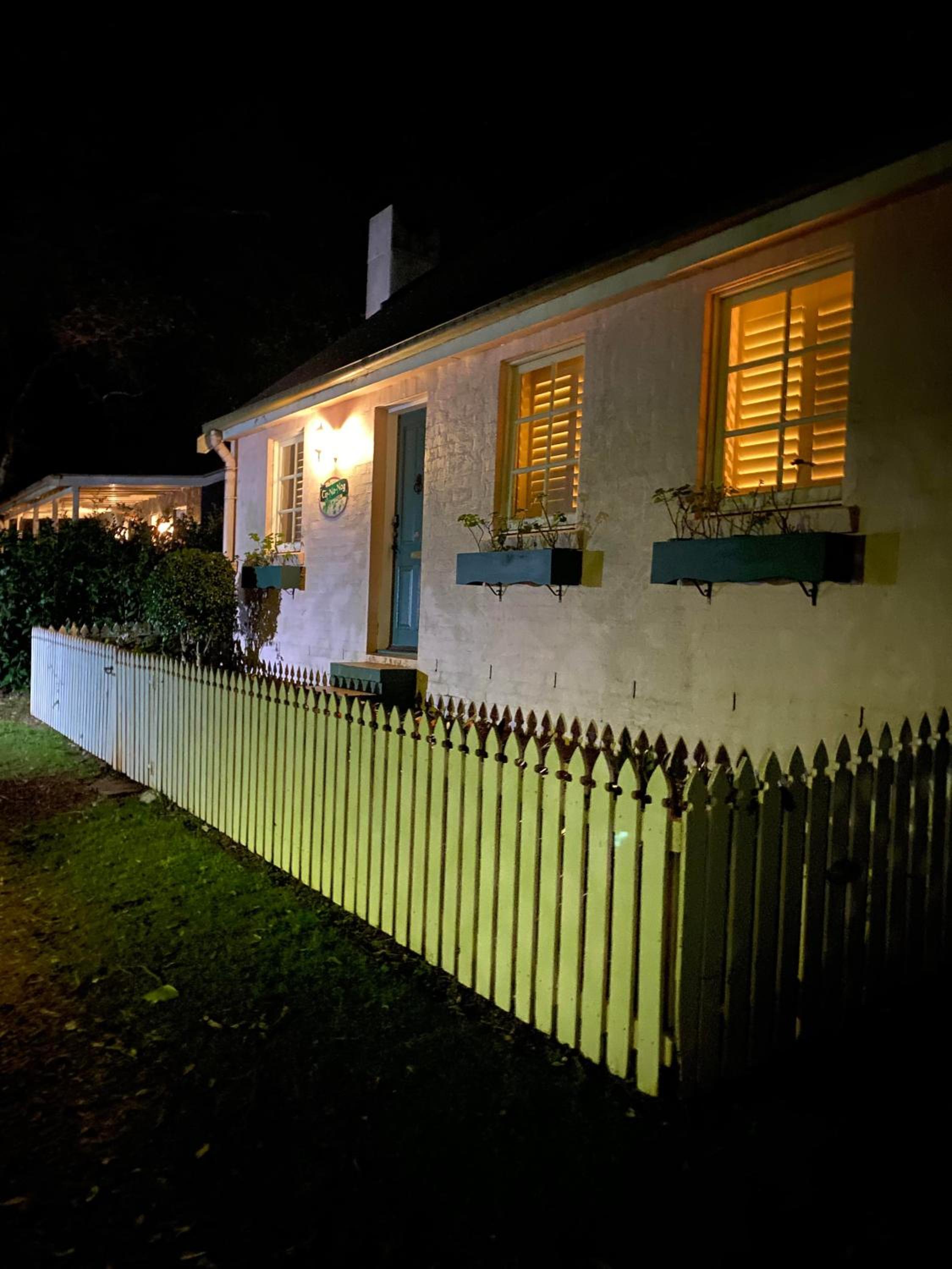 The Romantic Pink English Cottage at Tamborine Mountain