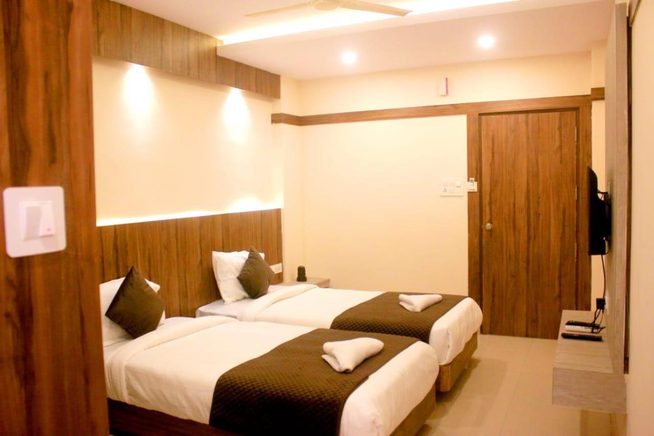 Hotel Sakura Inn