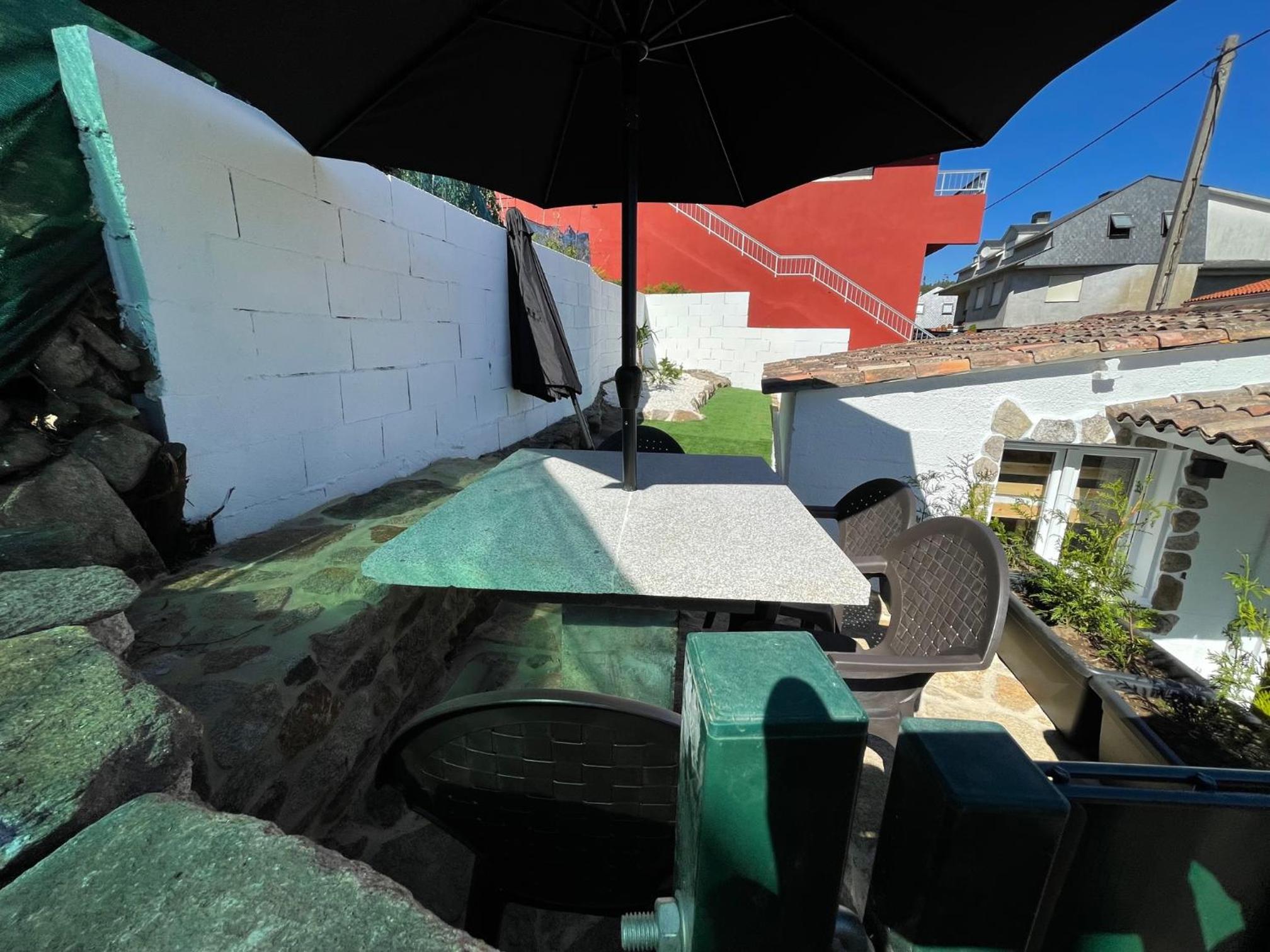Casita Independiente y tres apartamentos con piscina Ladeira Playa
