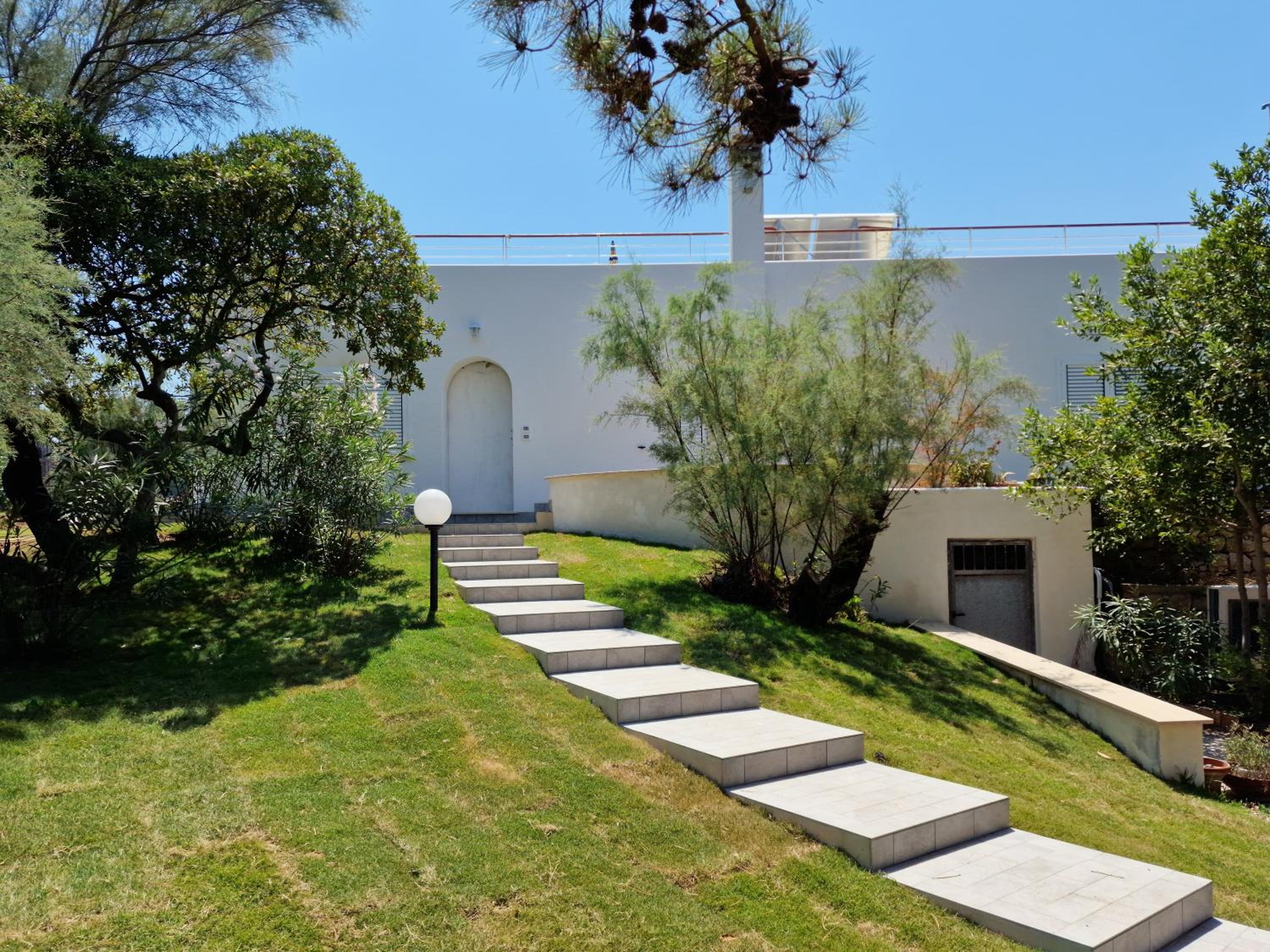 Villa Epi view 3