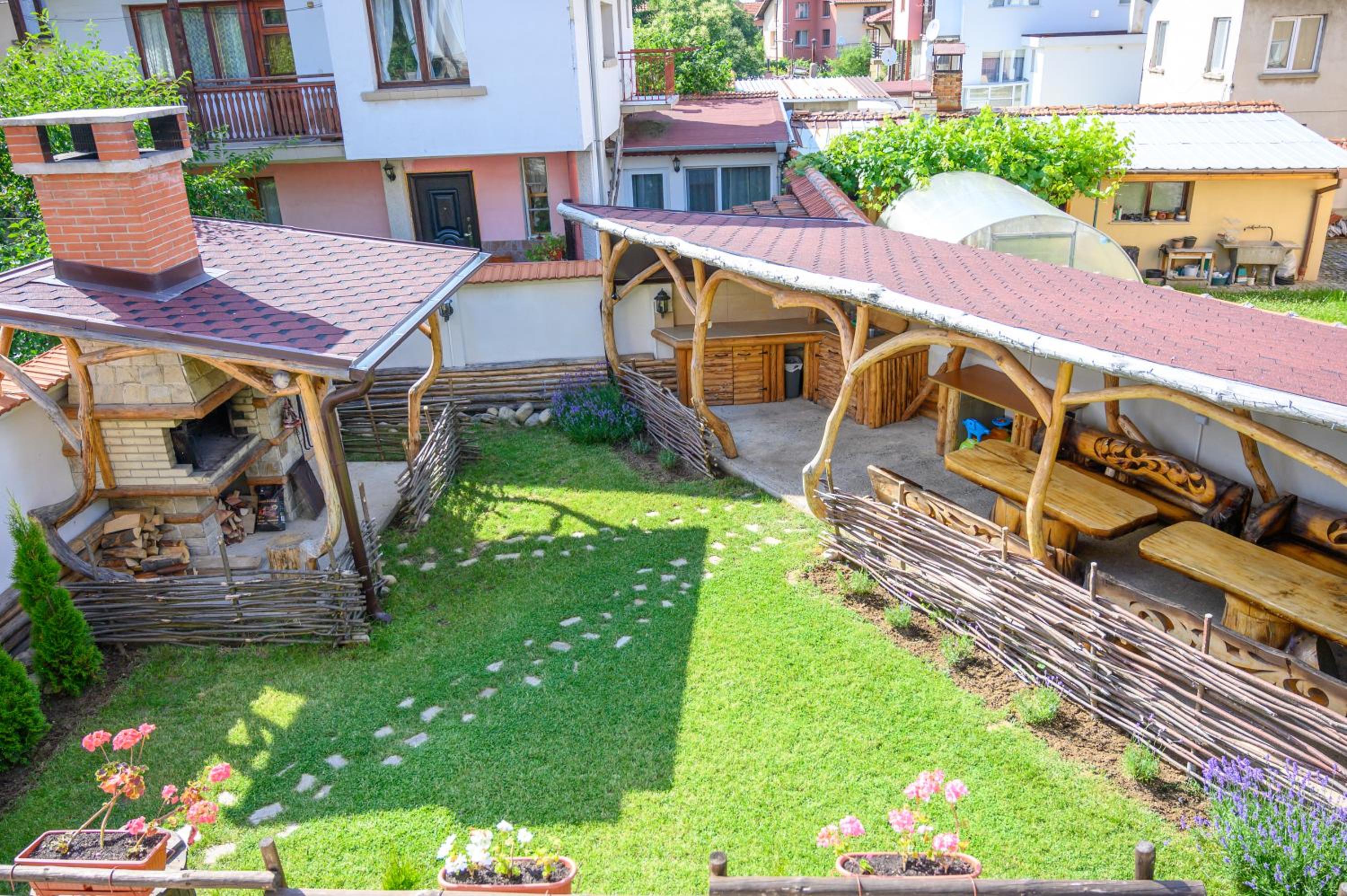 Guest house Legeto