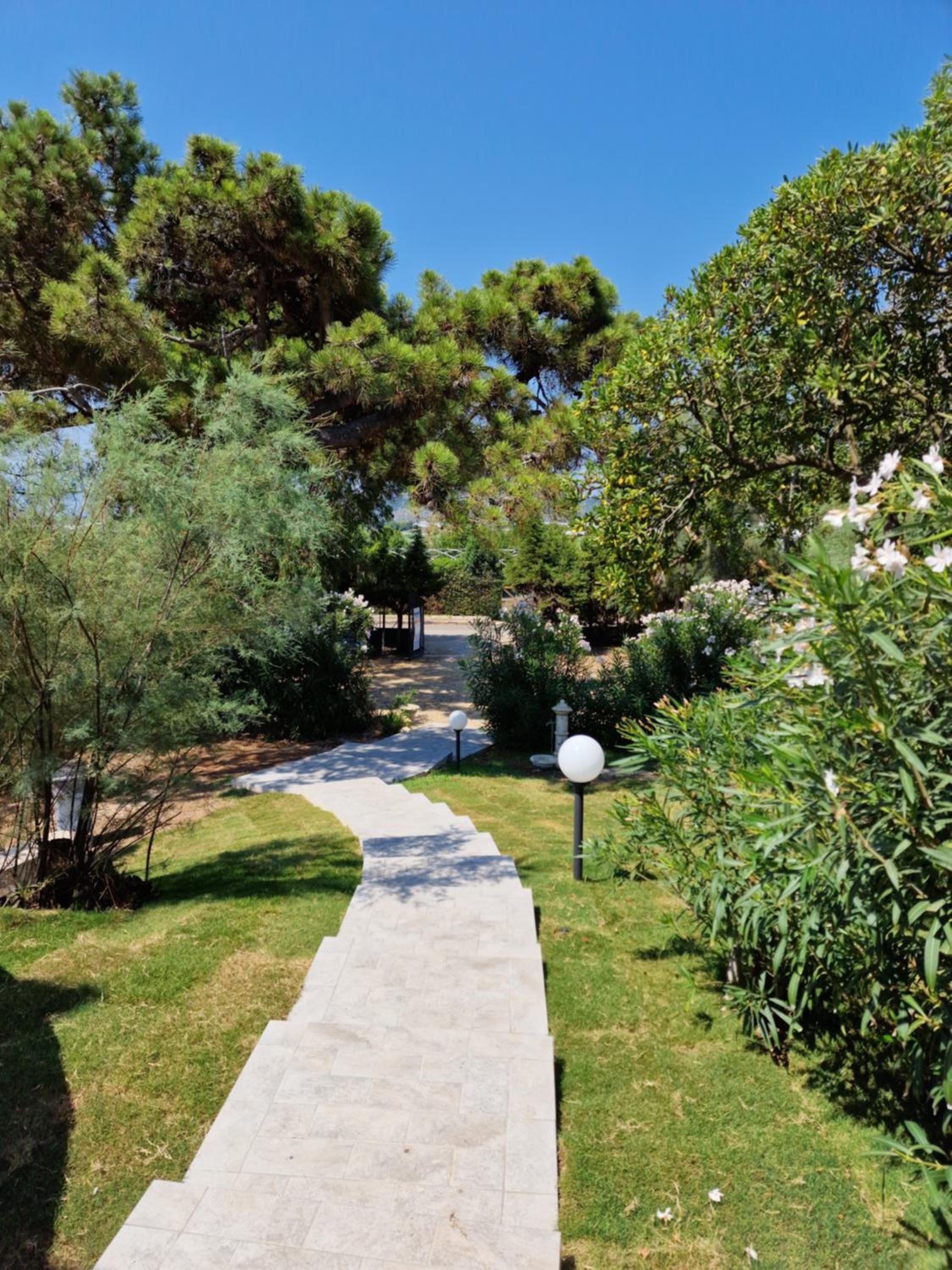 Villa Epi view 4