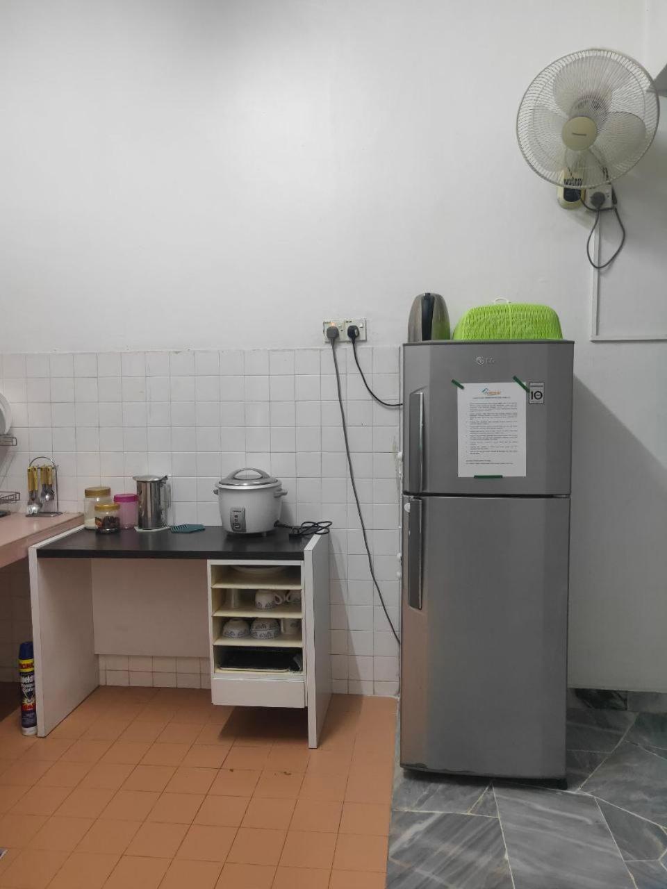 CORNER LOT,LANDED Kajang Semenyih Bee Homestay photo 5