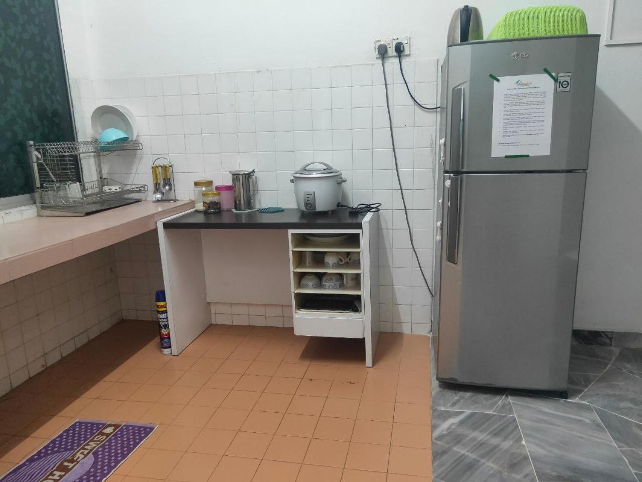 CORNER LOT,LANDED Kajang Semenyih Bee Homestay photo 4