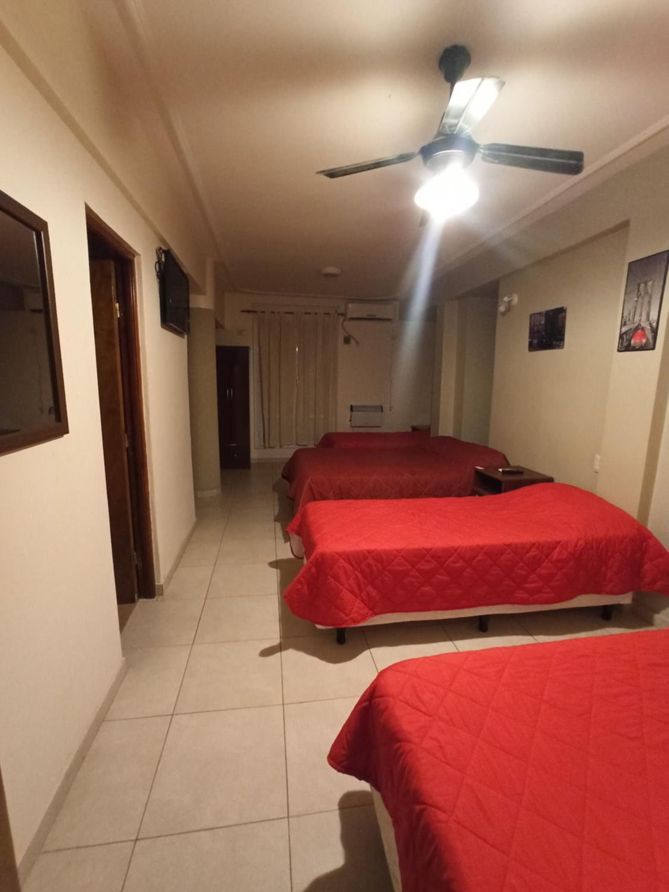 El Descanso Hotel