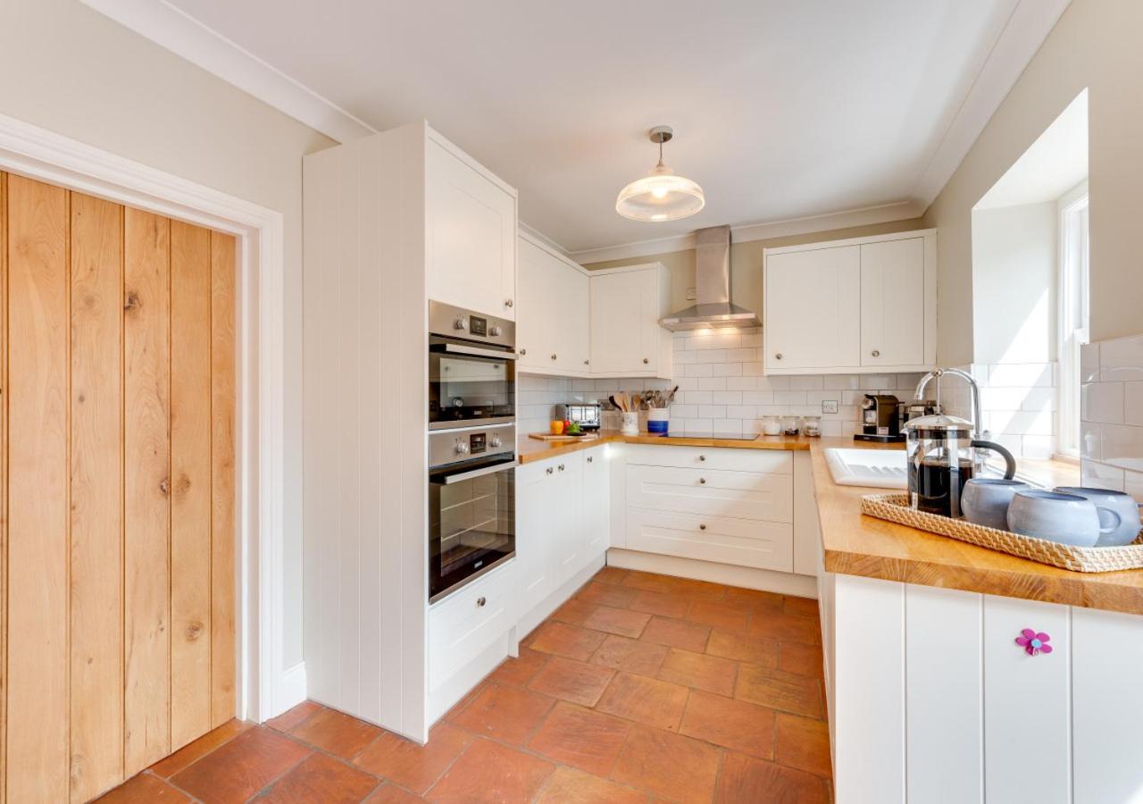 4 Bed in Northrepps oc-2332 view 3