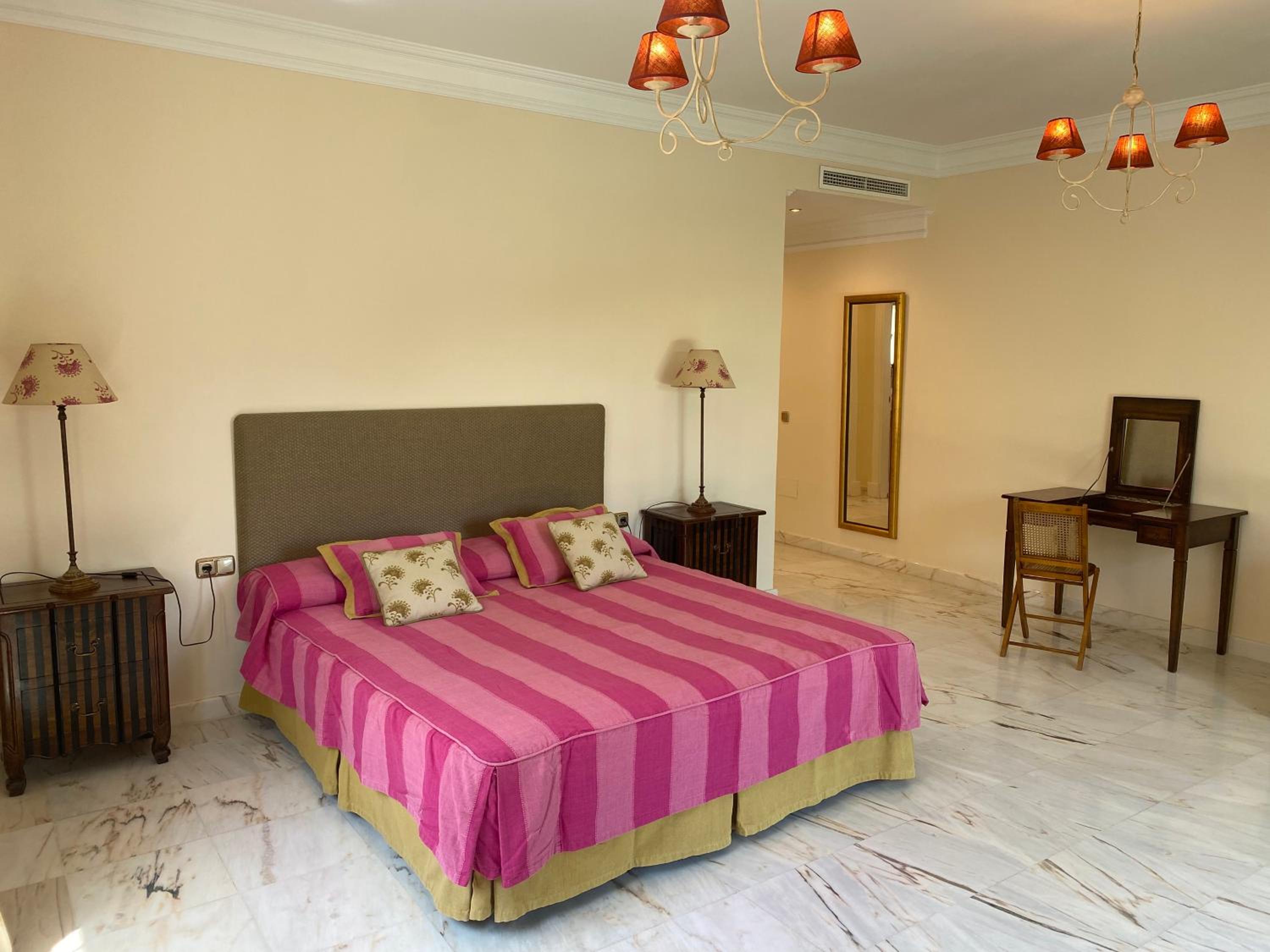 Apartamentos Villa Torreblanca