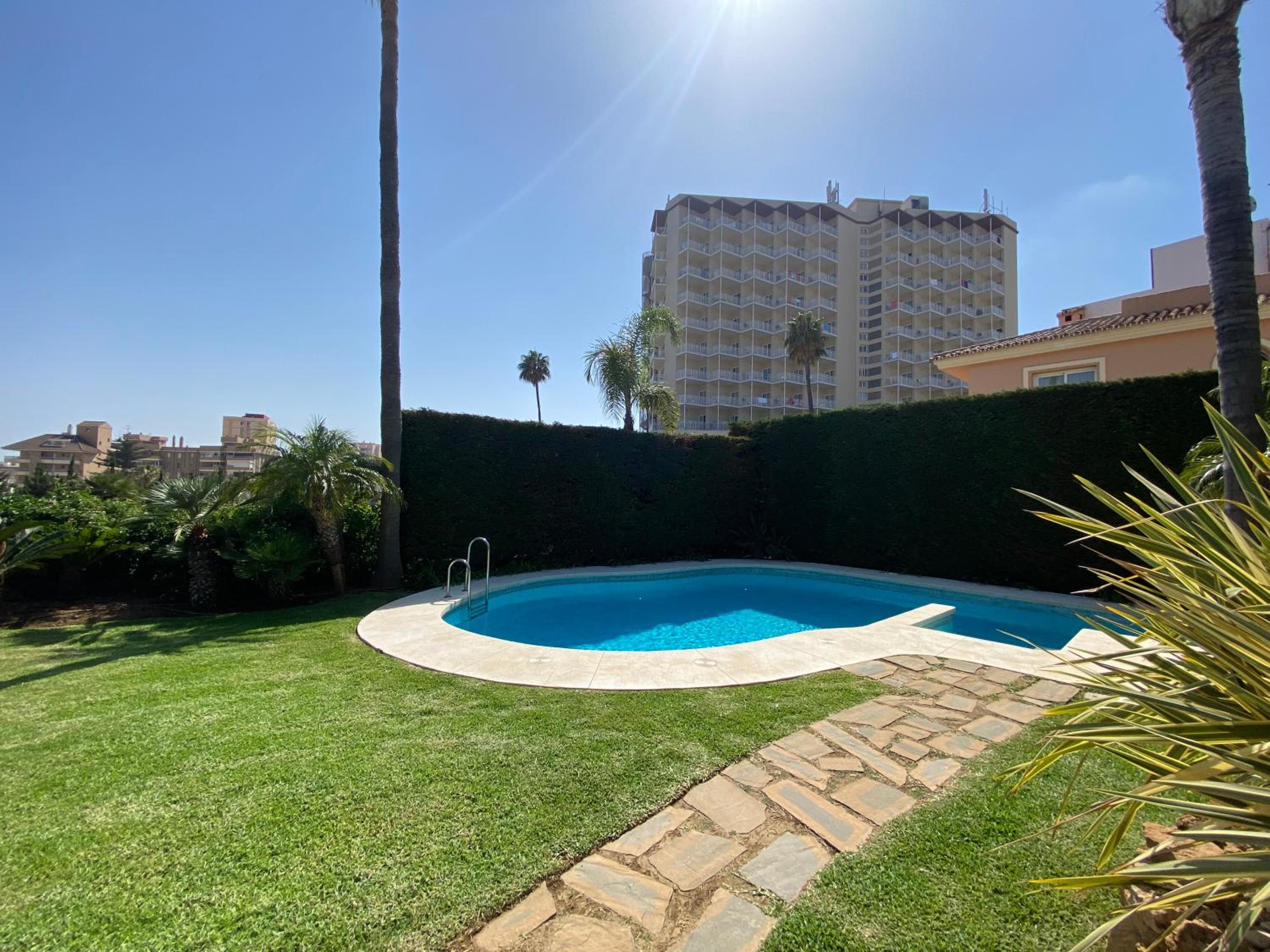 Apartamentos Villa Torreblanca