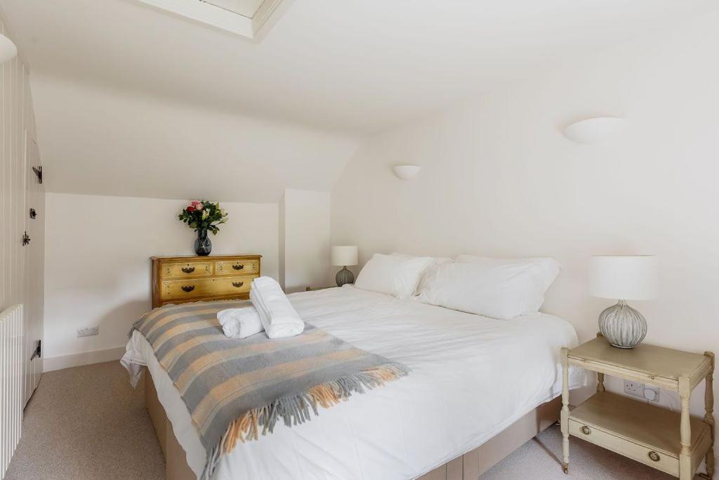 Honeysuckle Cottage