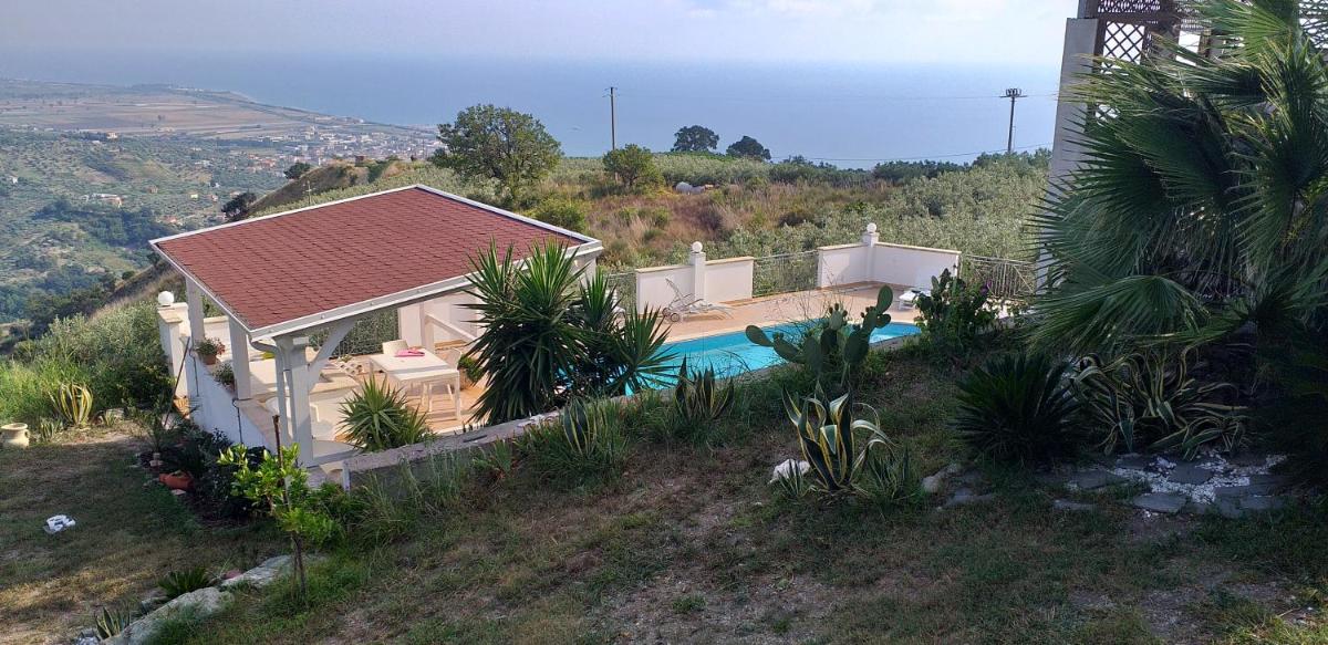 Villa vista mare con piscina photo 1