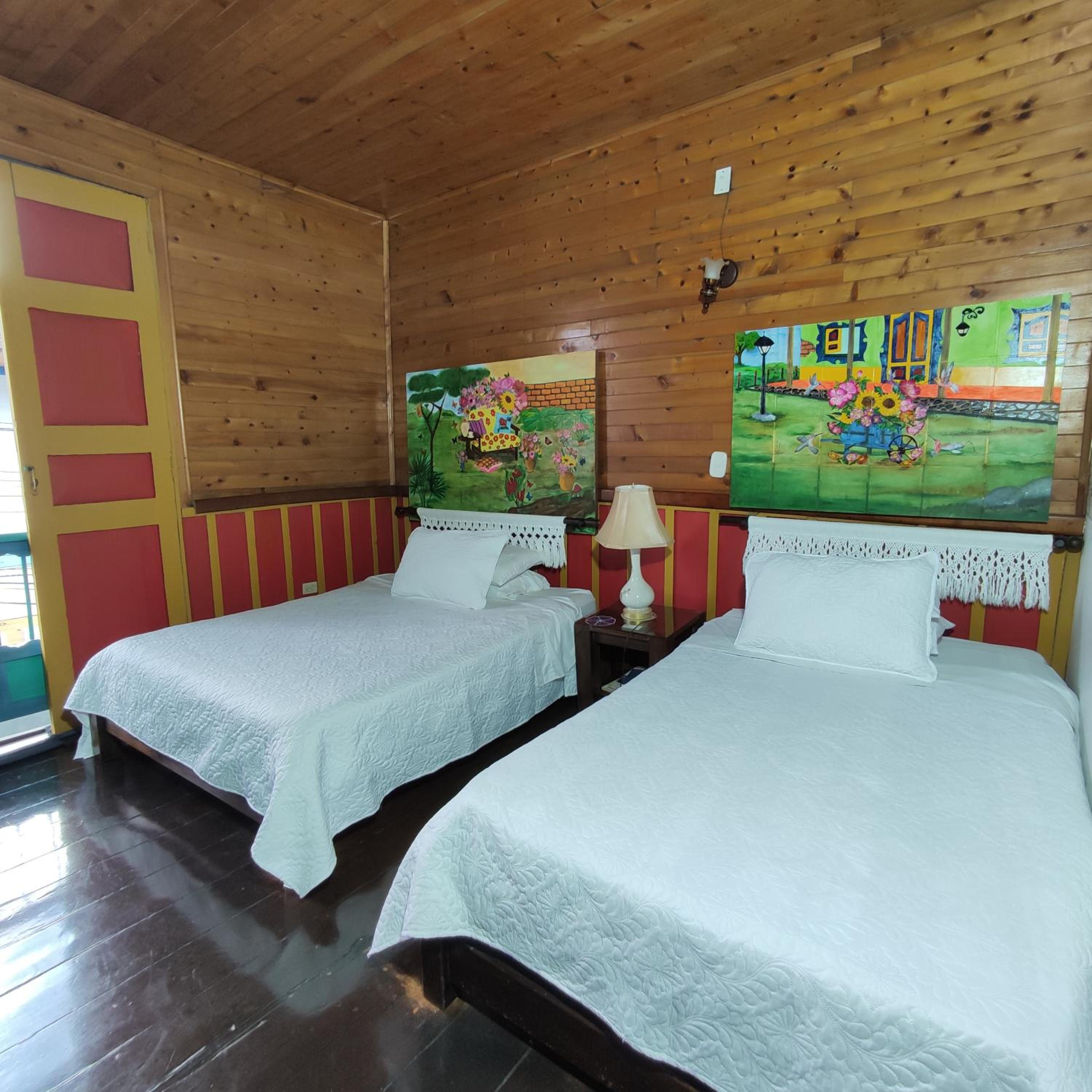 Hotel Tibouchina