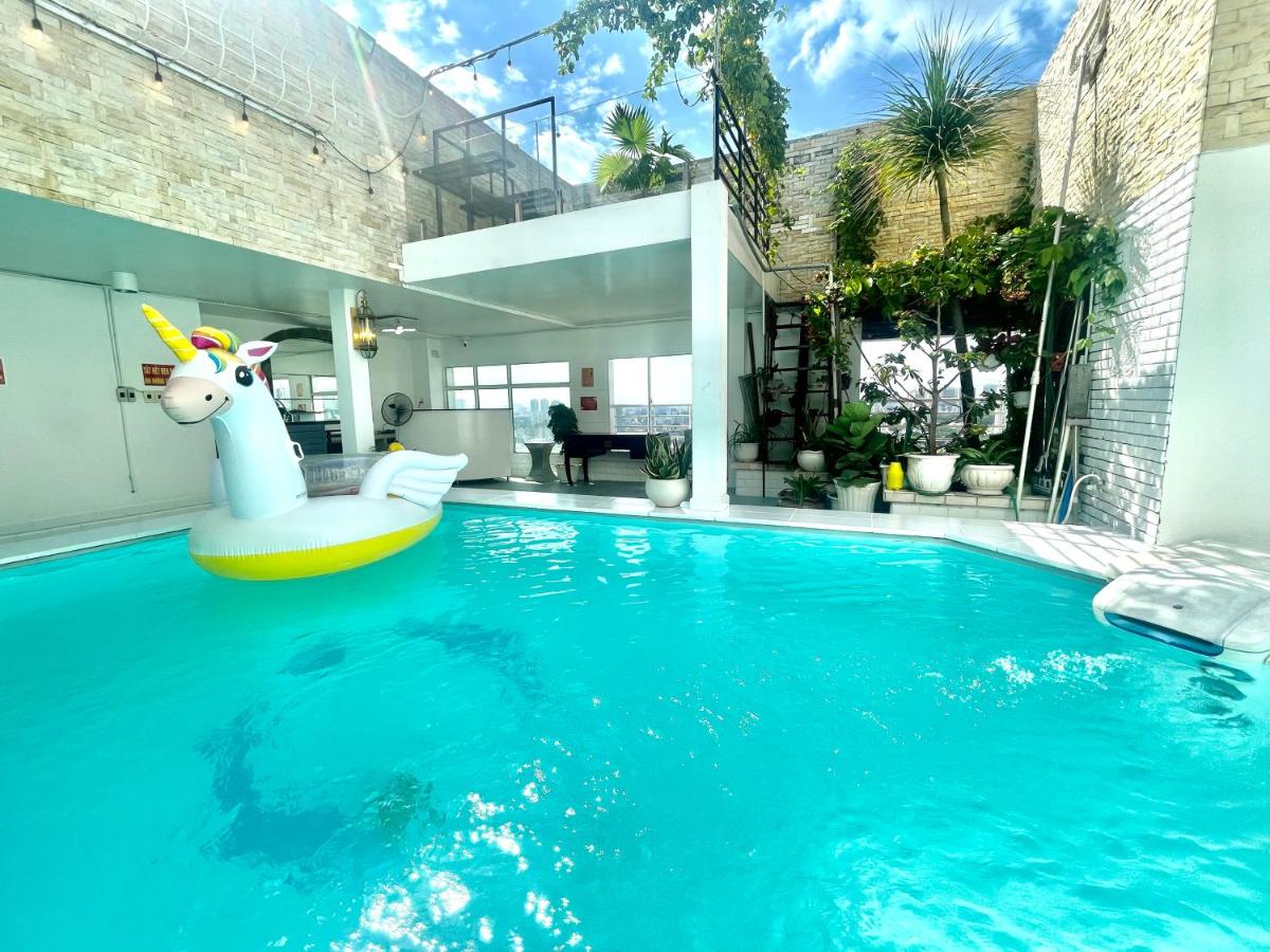 White Penthouse - Rooftop Pool Private - Central City