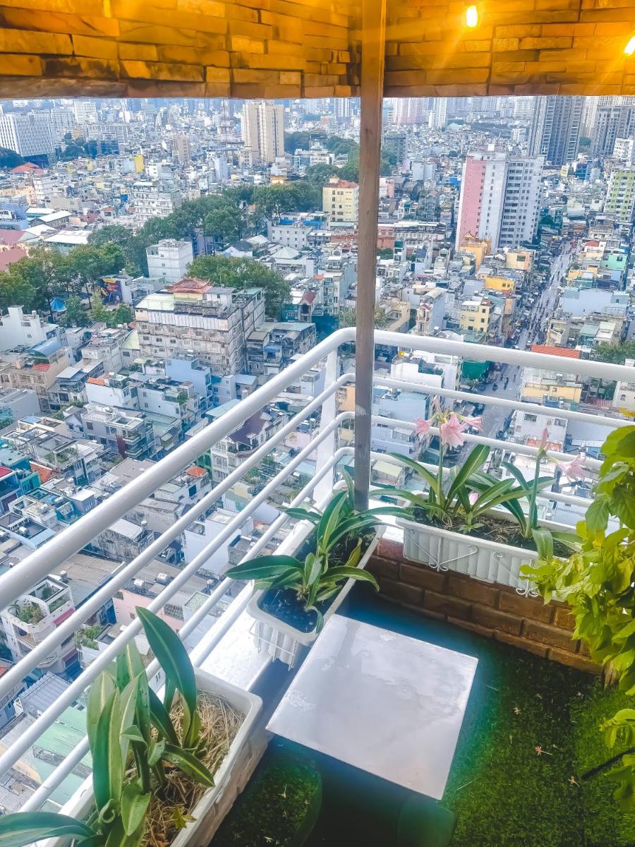 White Penthouse - Rooftop Pool Private - Central City