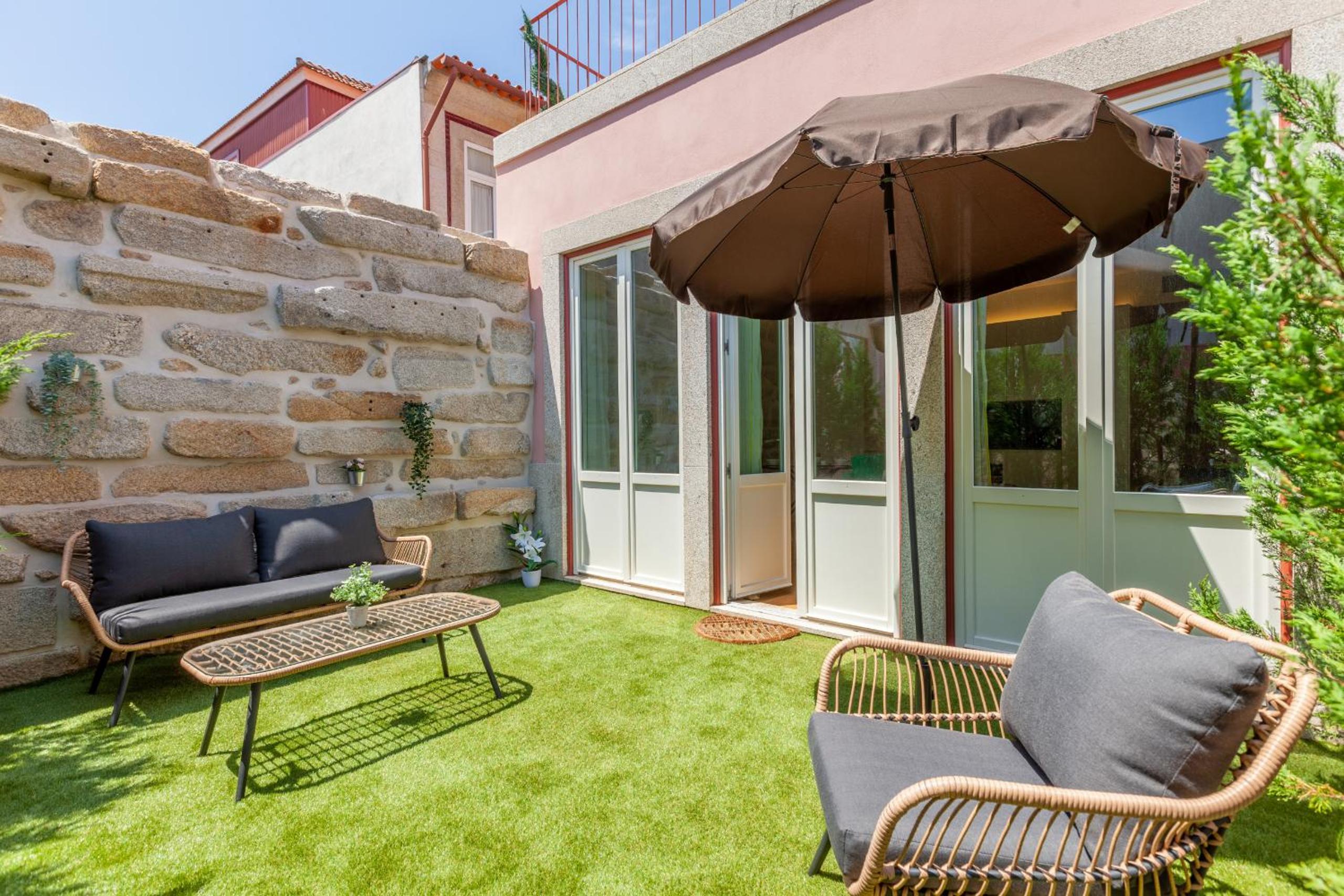 D&S - Lazaros Apartments view 4