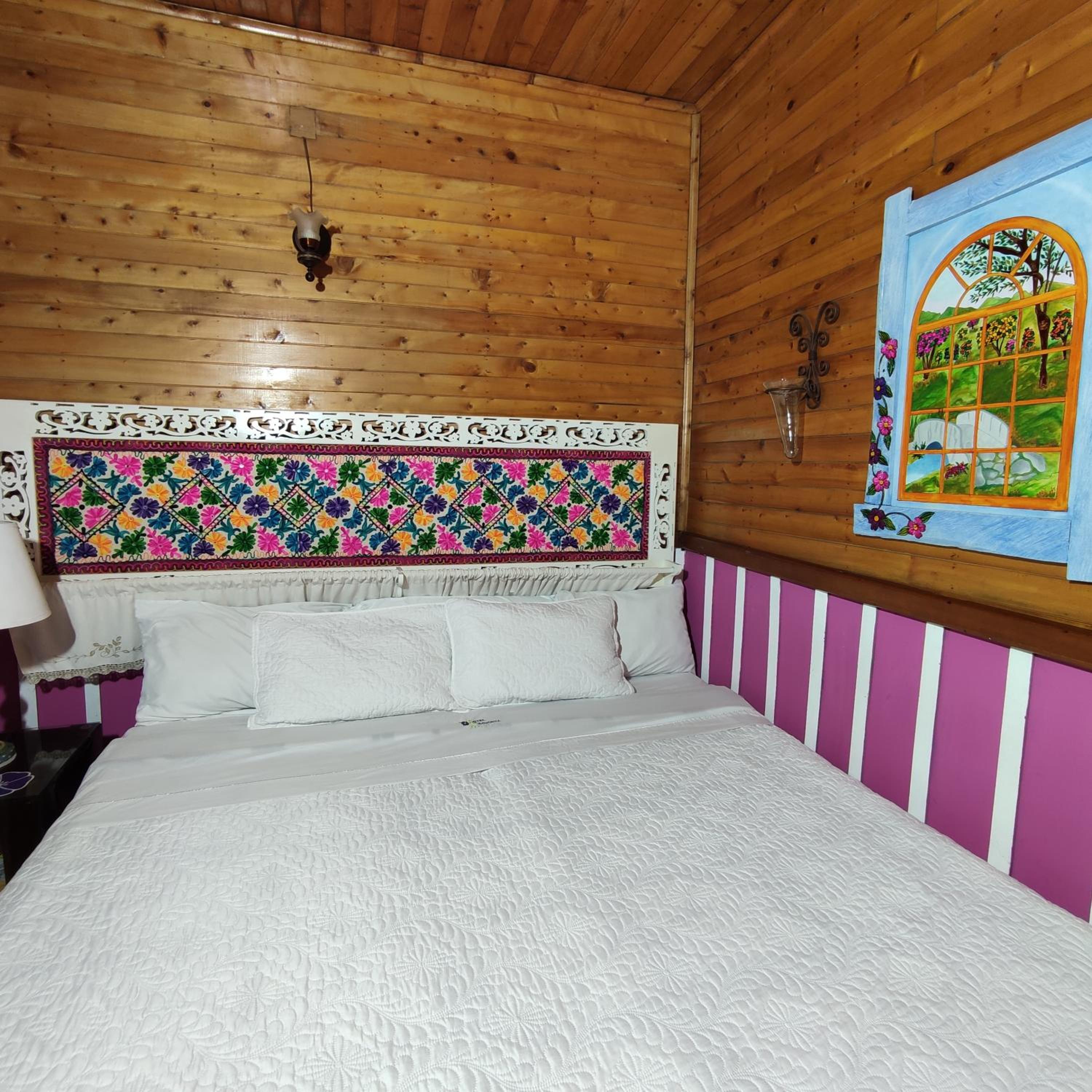 Hotel Tibouchina