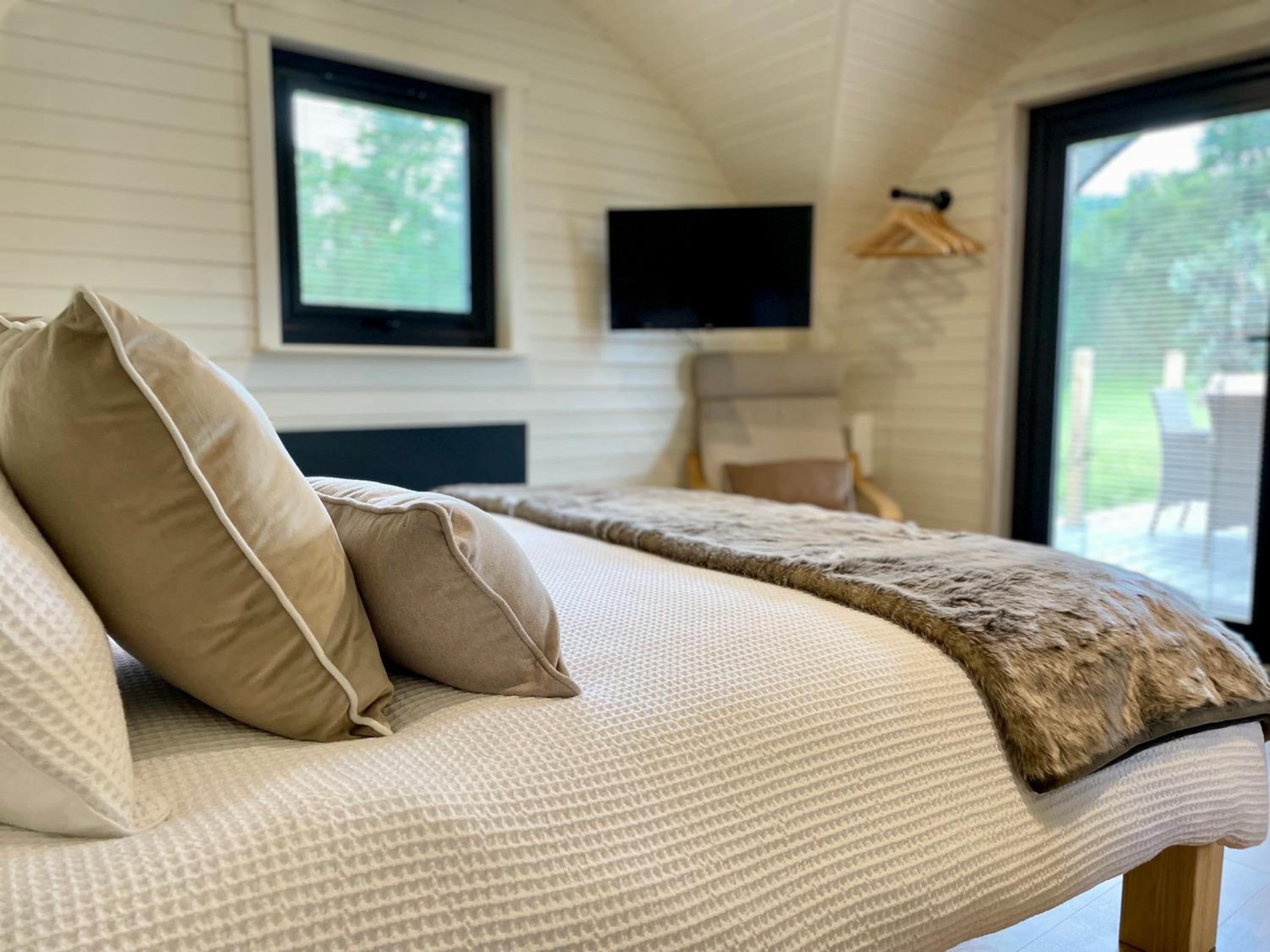 EASTRIDGE GLAMPING