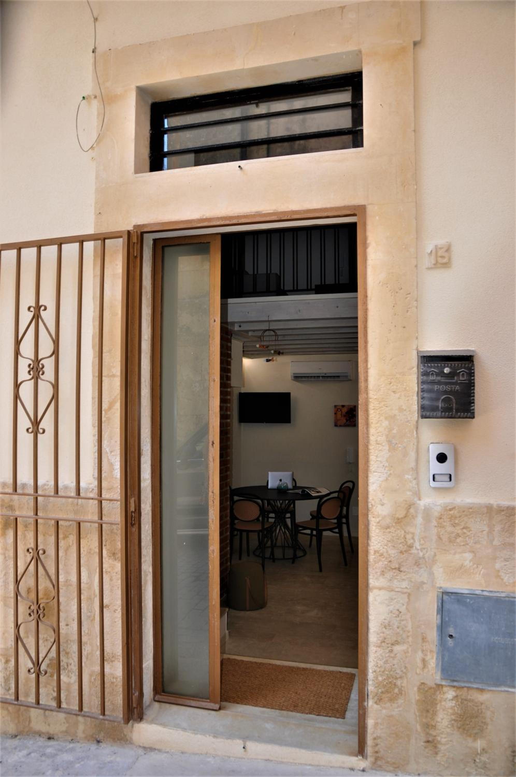 Liolà's Home view 2