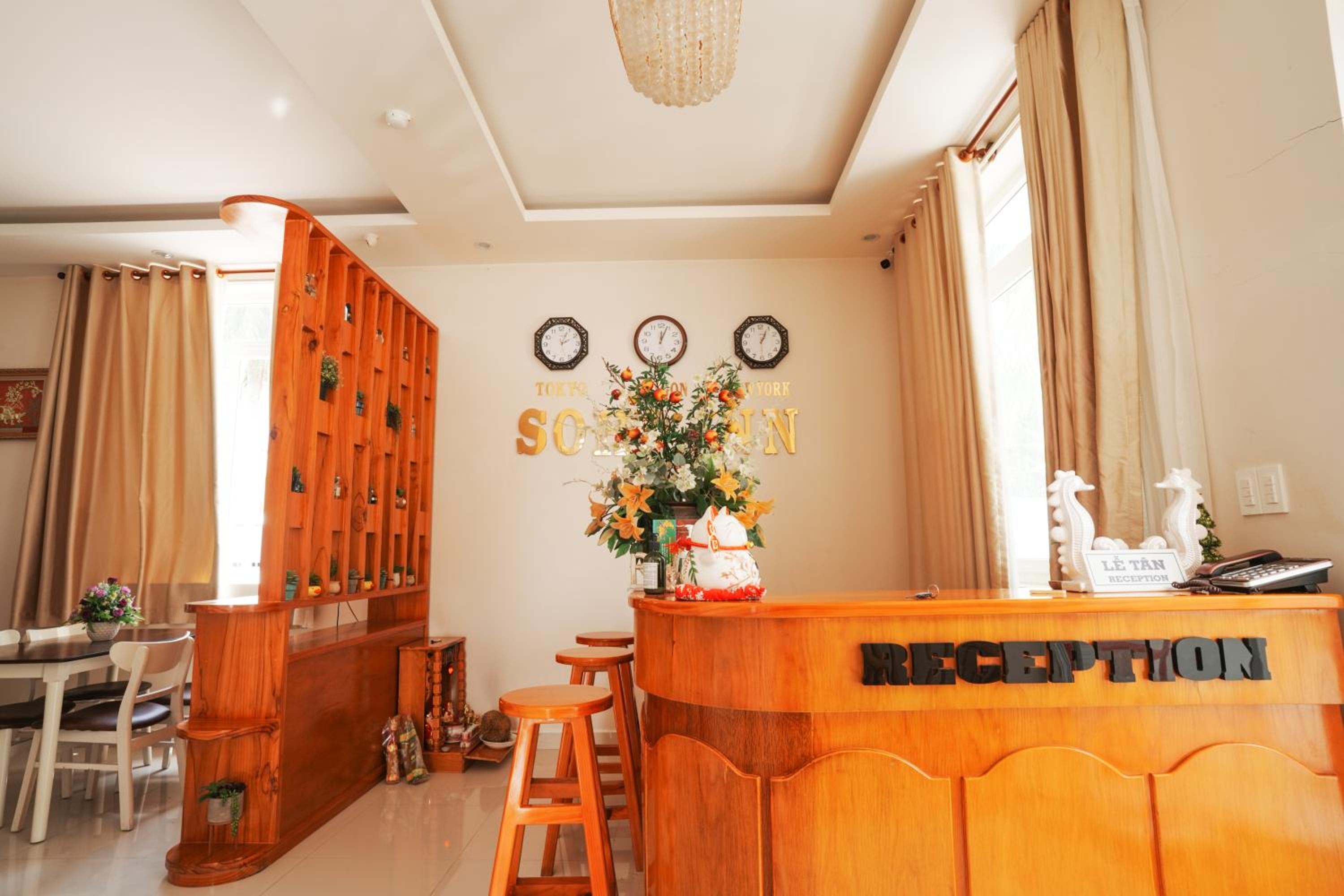 Soho Inn view 3