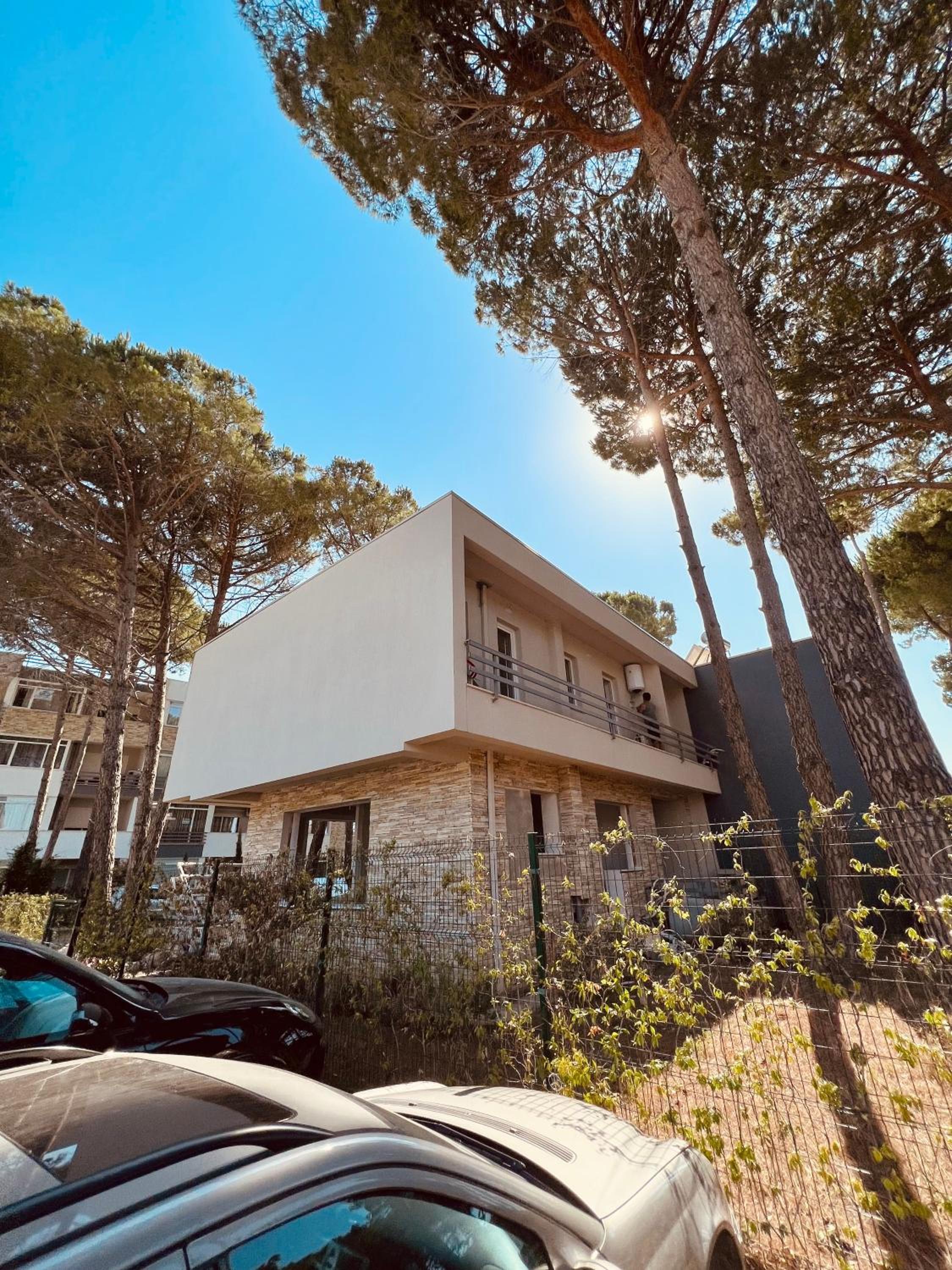 Pine Breeze Apartment Gjiri i Lalezit