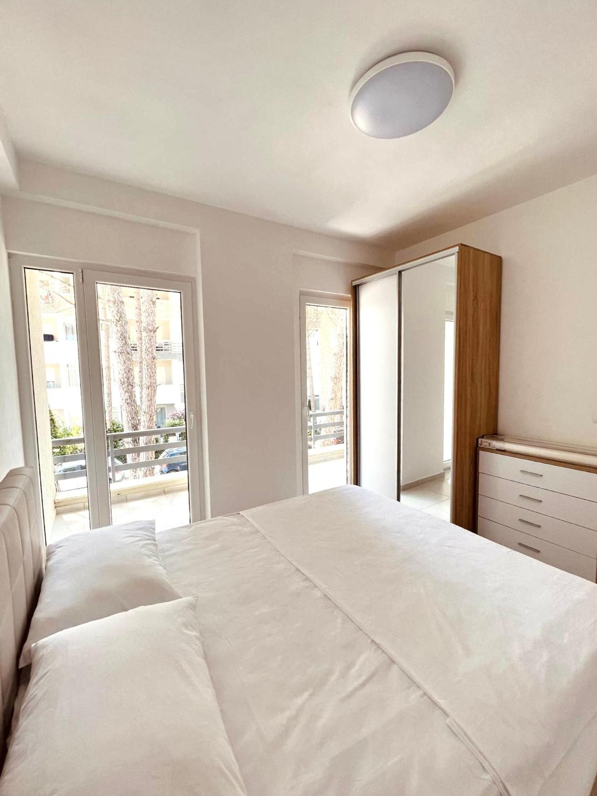 Pine Breeze Apartment Gjiri i Lalezit