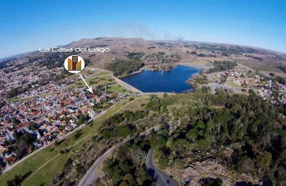 LA CASA DEL LAGO TANDIL